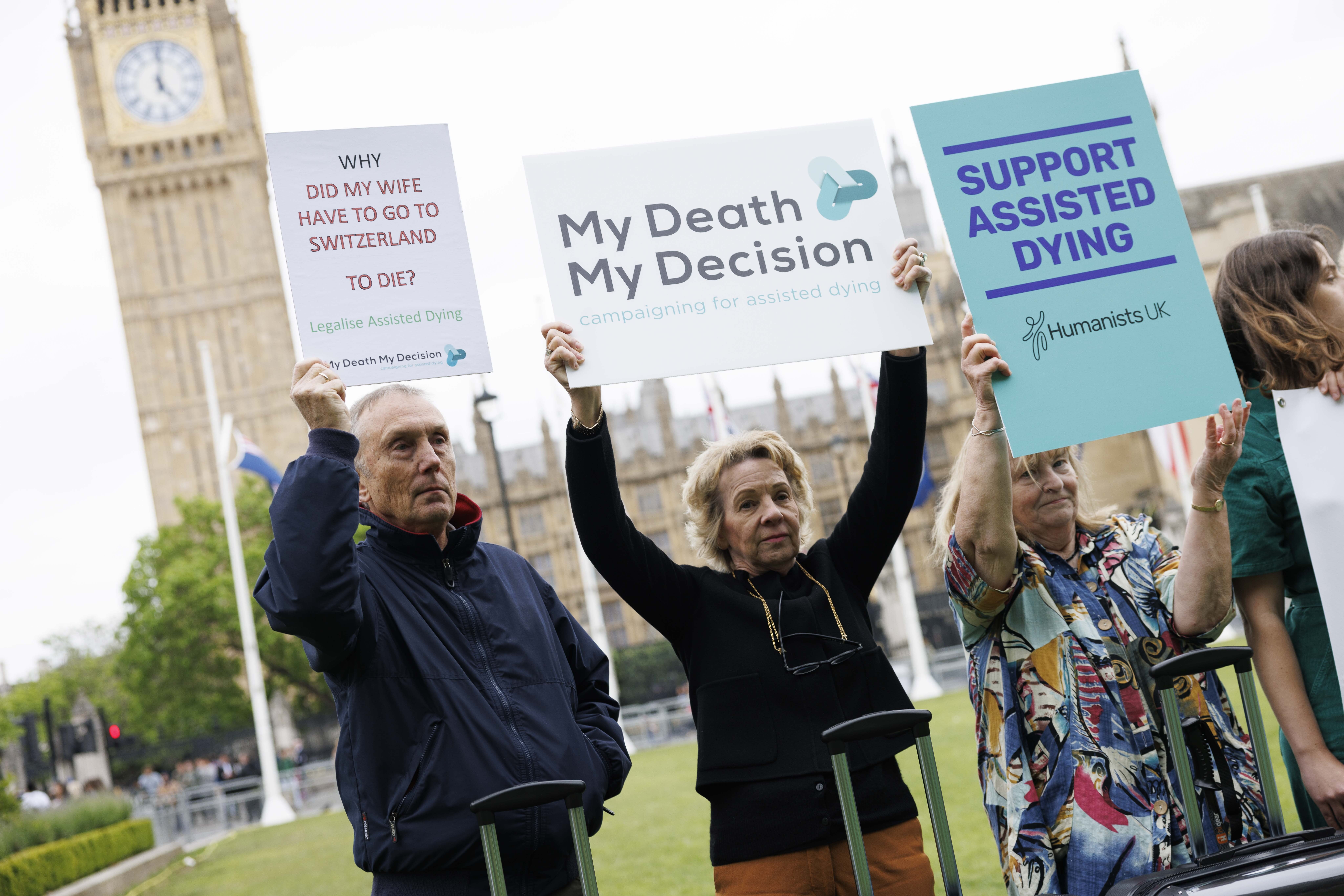 Supporters of the assisted dying bill demonstrated outside parliament on the eve of the debate