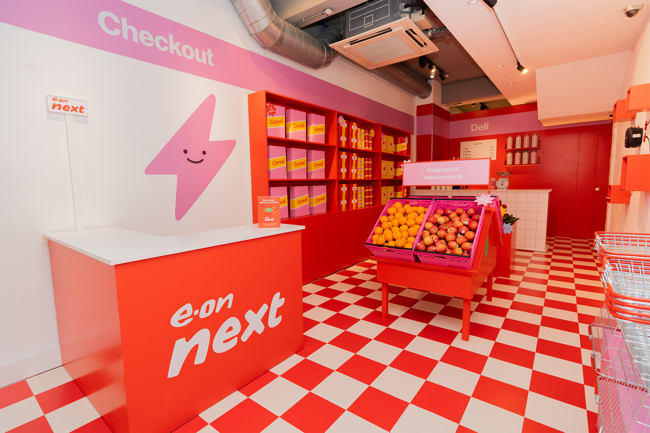 The pop-up grocery shop stocked items costing exactly £2.70, including four fifths of a coffee and three cucumbers