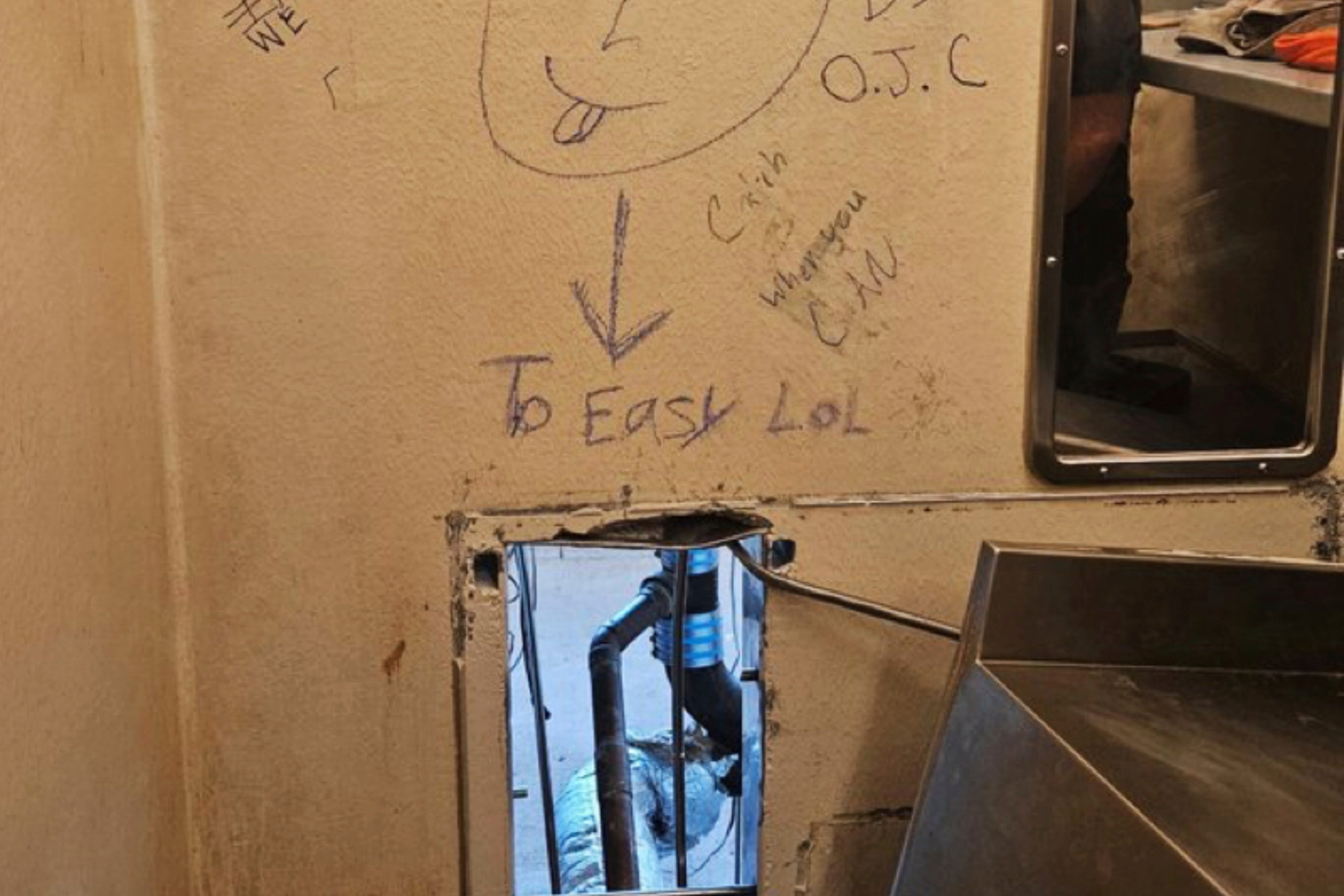 How the inmates broke out of jail via an opening inside a cell at the Orleans Justice Center in New Orleans