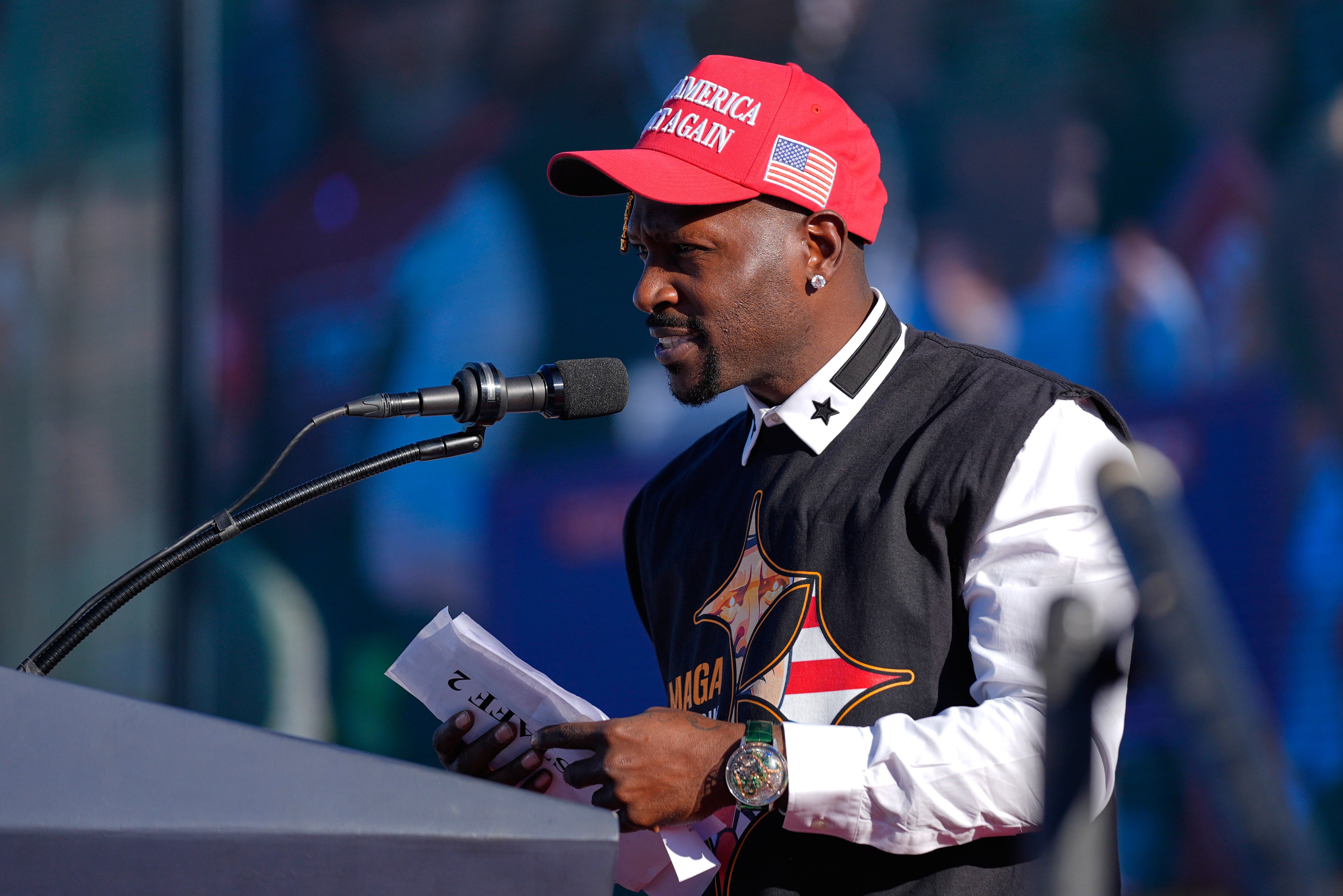 Antonio Brown Detained