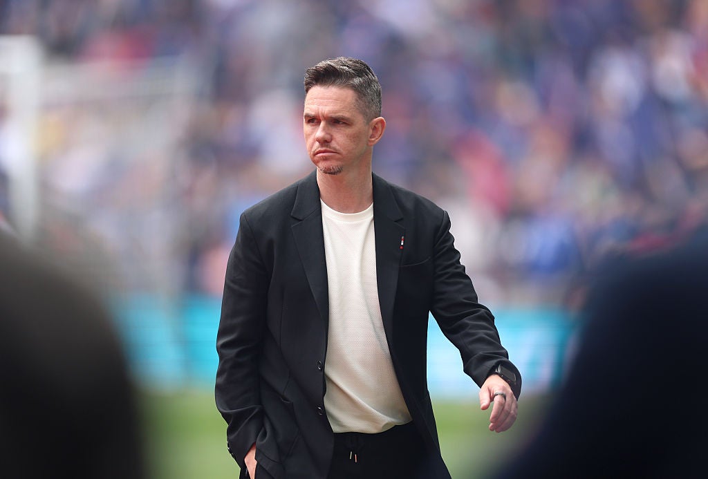 Marc Skinner has urged Manchester United to invest in his squad