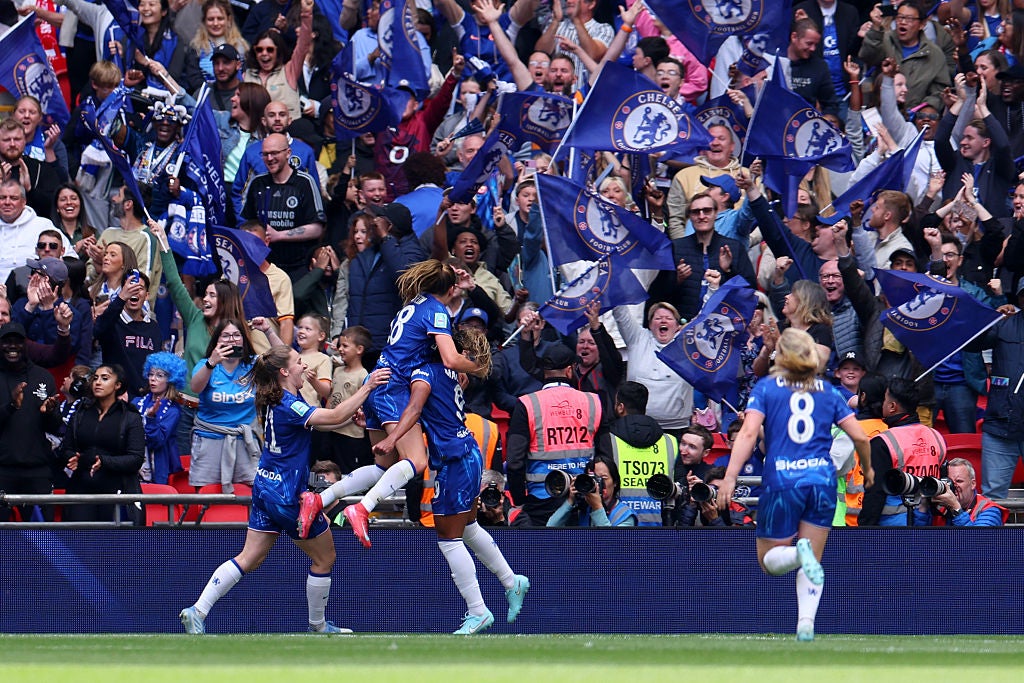 Catarina Macario celebrates her goal in front of the Chelsea fans
