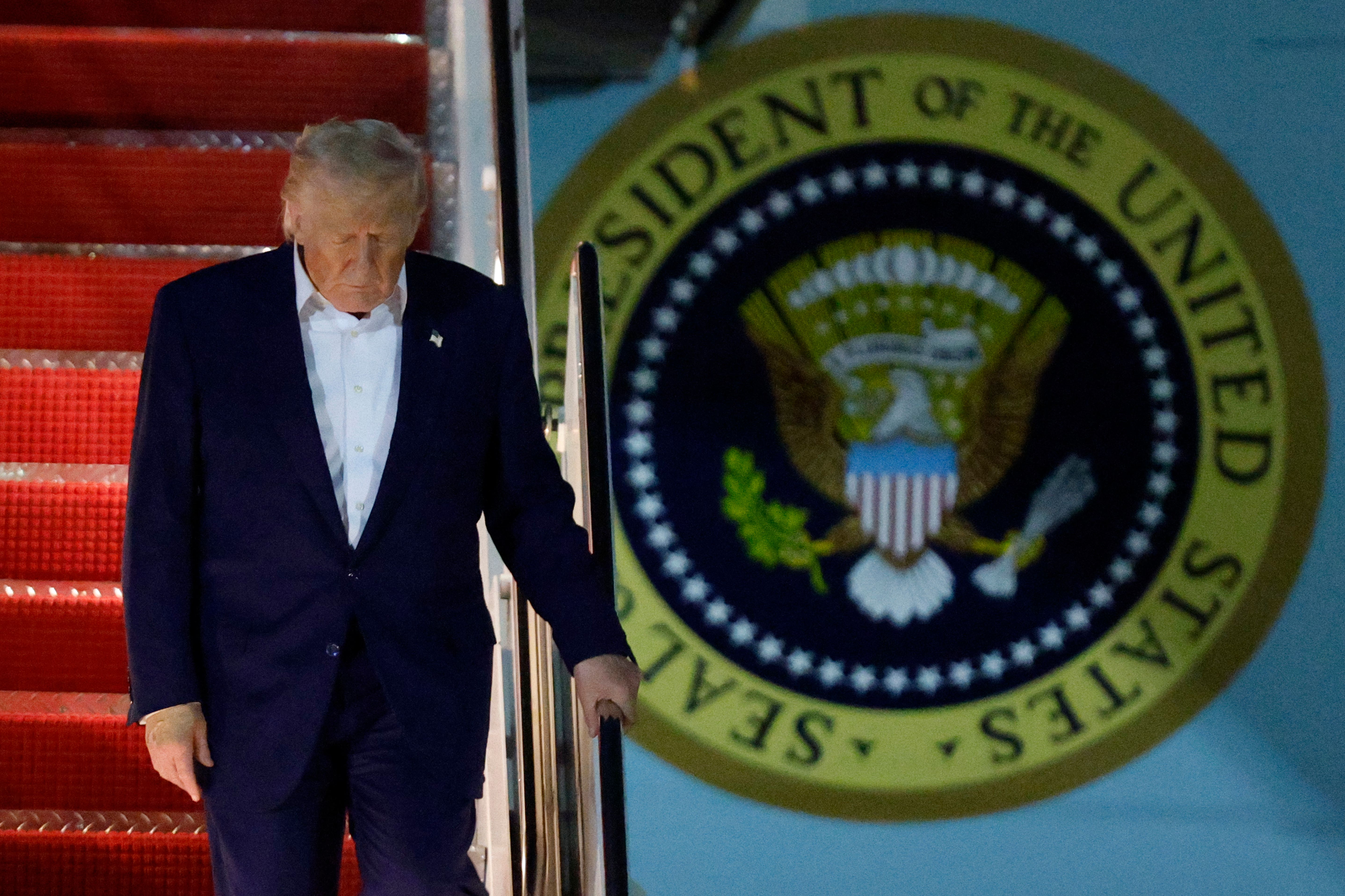 Donald Trump said he would speak to Vladimir Putin on Monday about ending the war in Ukraine