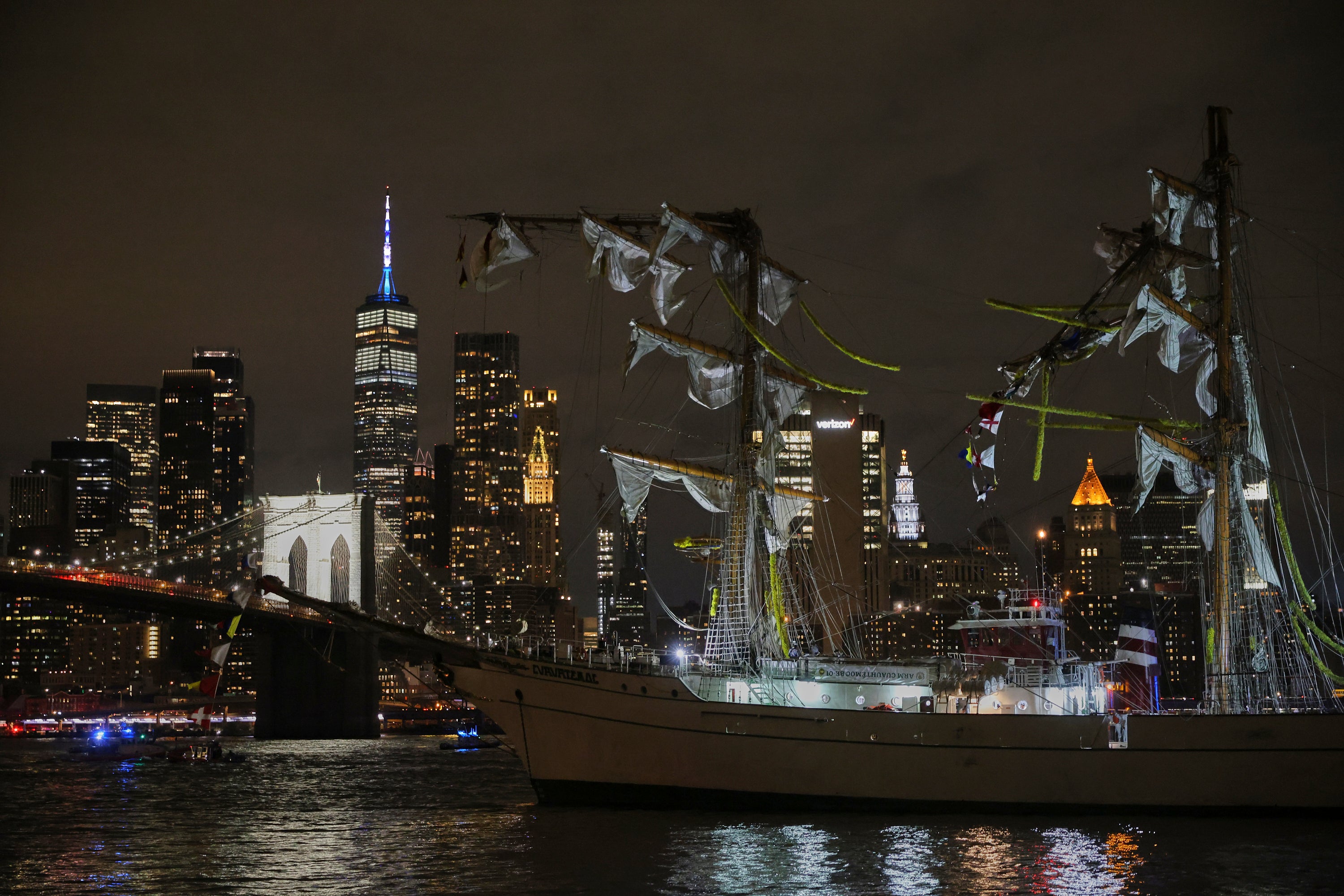 Brooklyn Bridge Collision