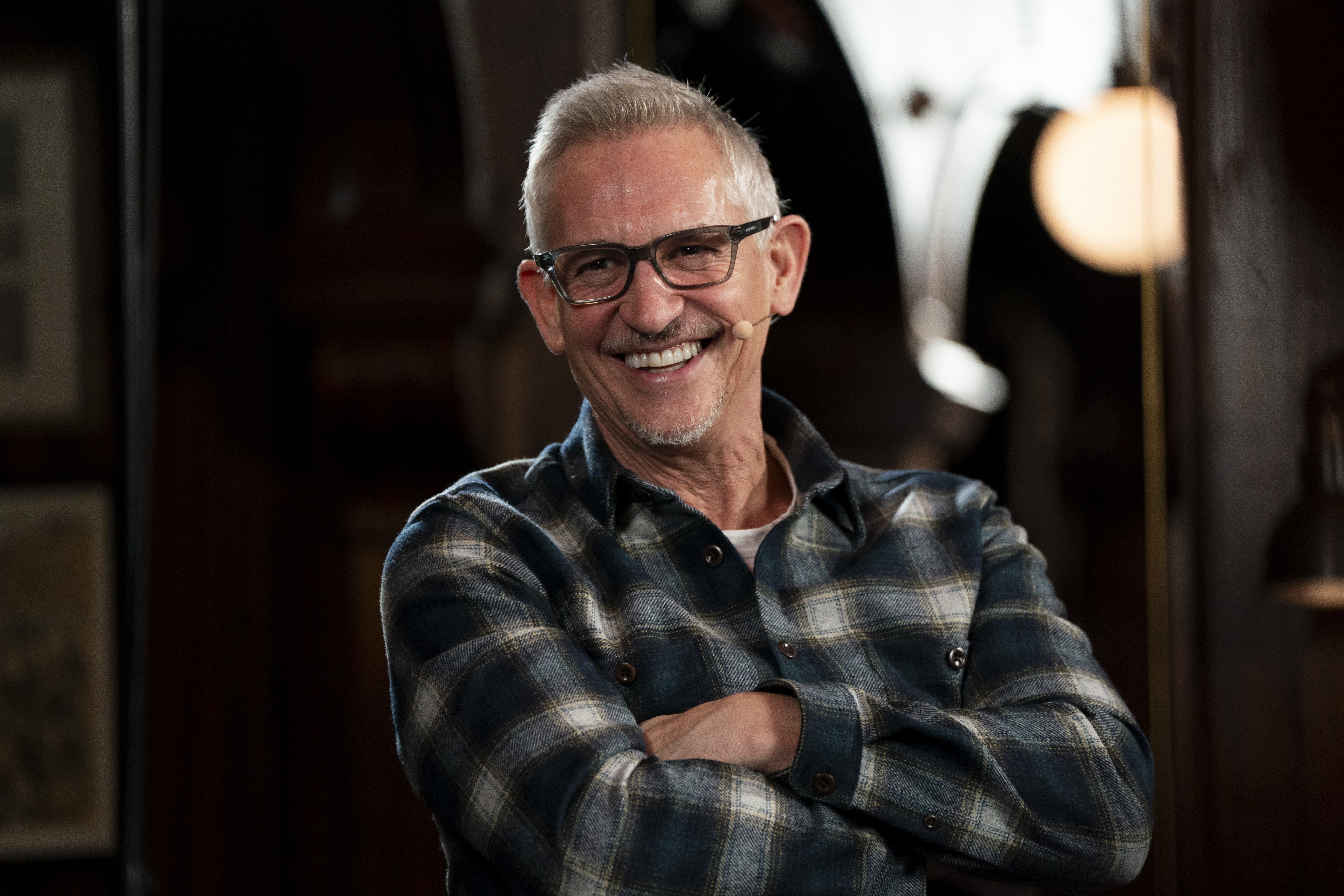 Gary Lineker se zvedl, aby se stal nejvyšší prezentací BBC