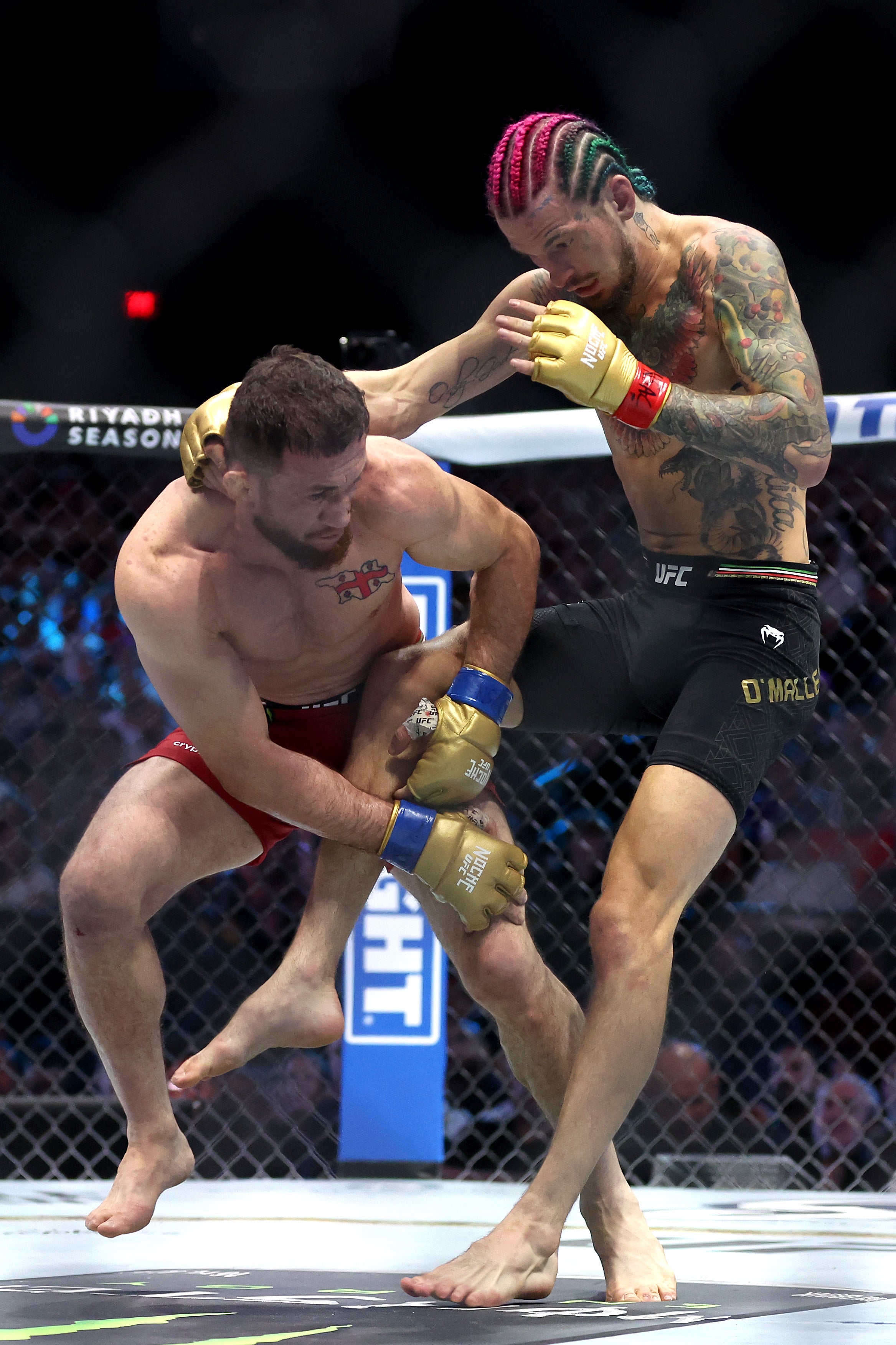 Merab Dvalishvili’s team to warn referee over controversial Sean O’Malley tactic