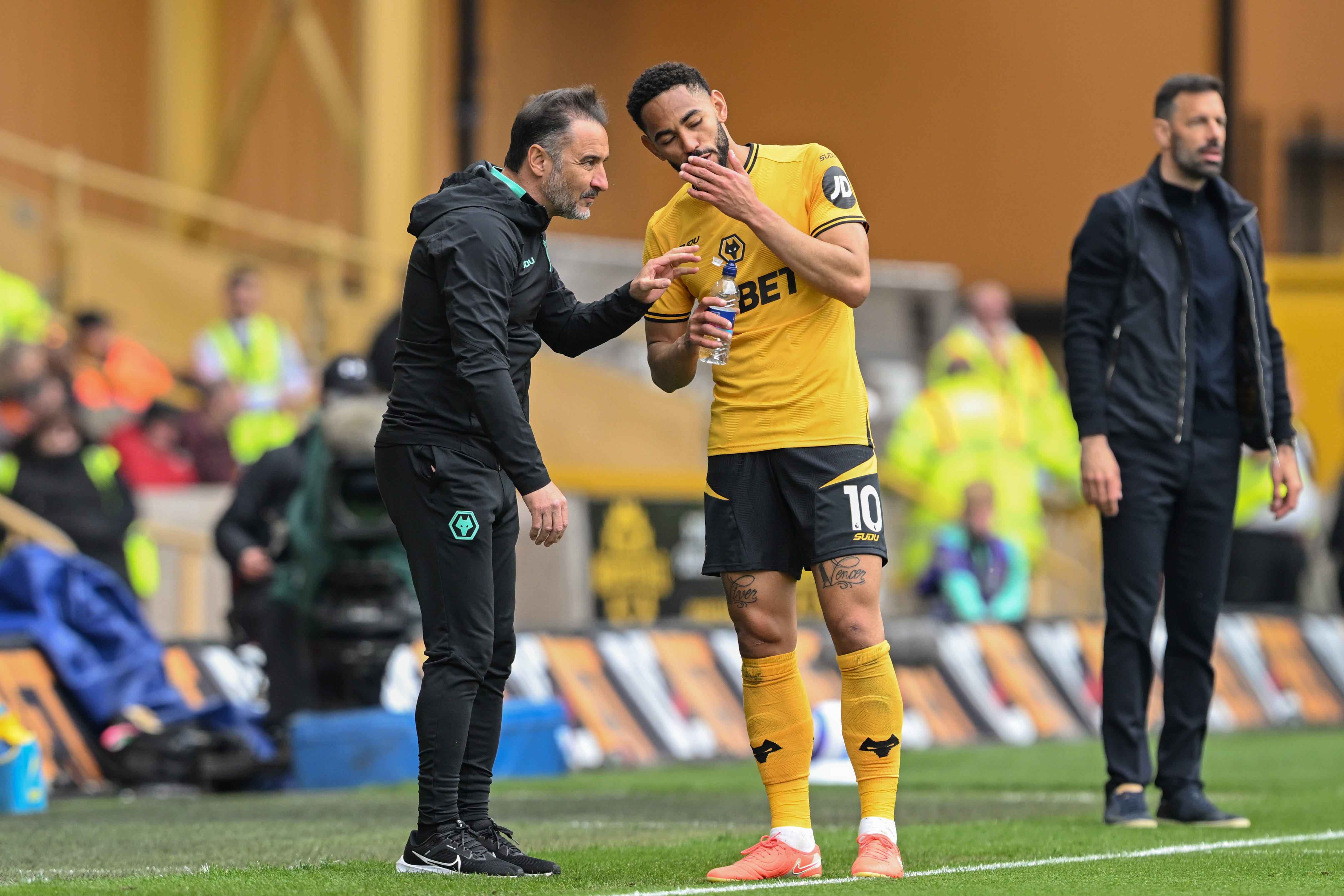 Vitor Pereira hopes Matheus Cunha stays at Wolves