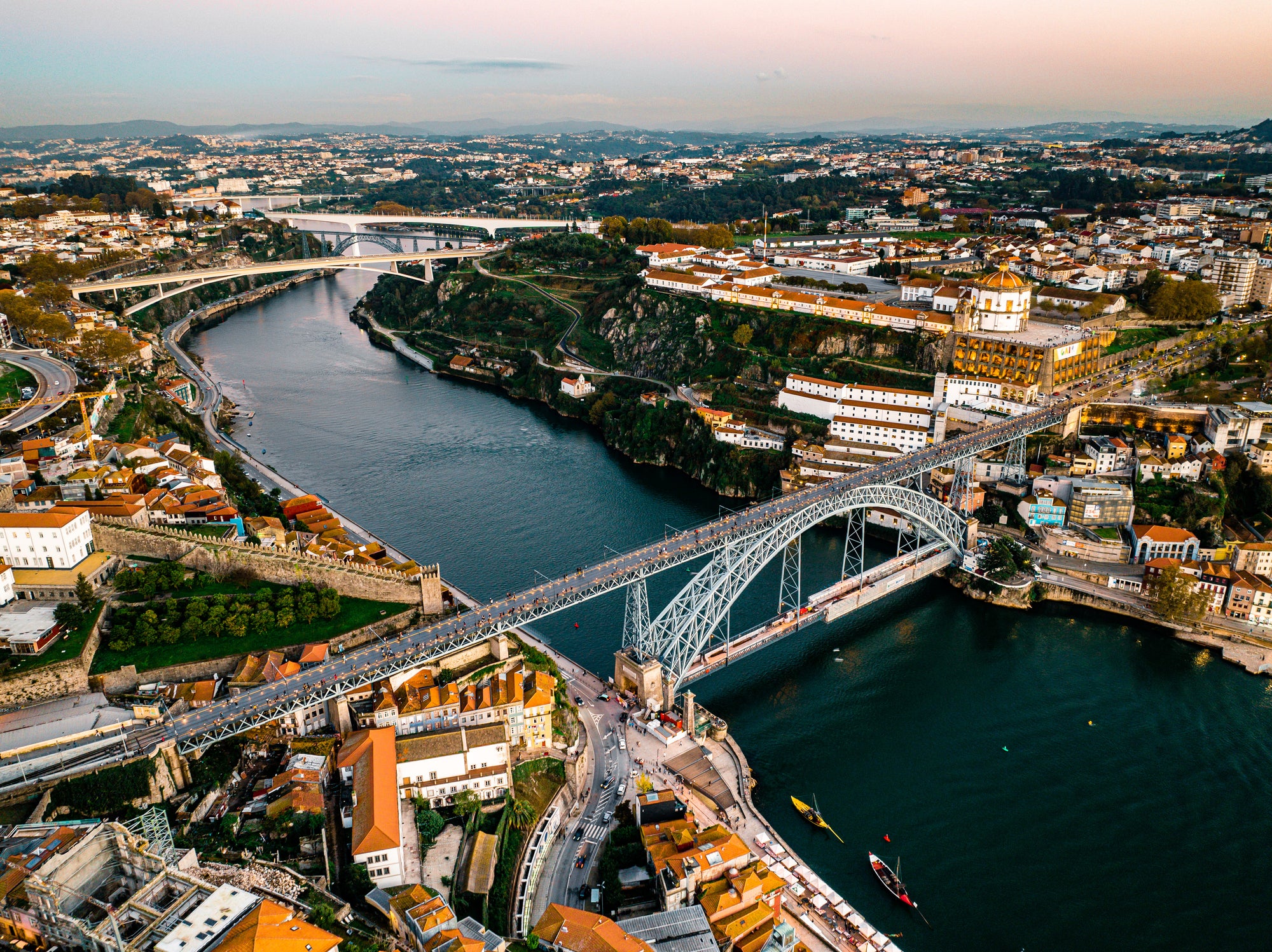 Pont Luís I bridge at sunset