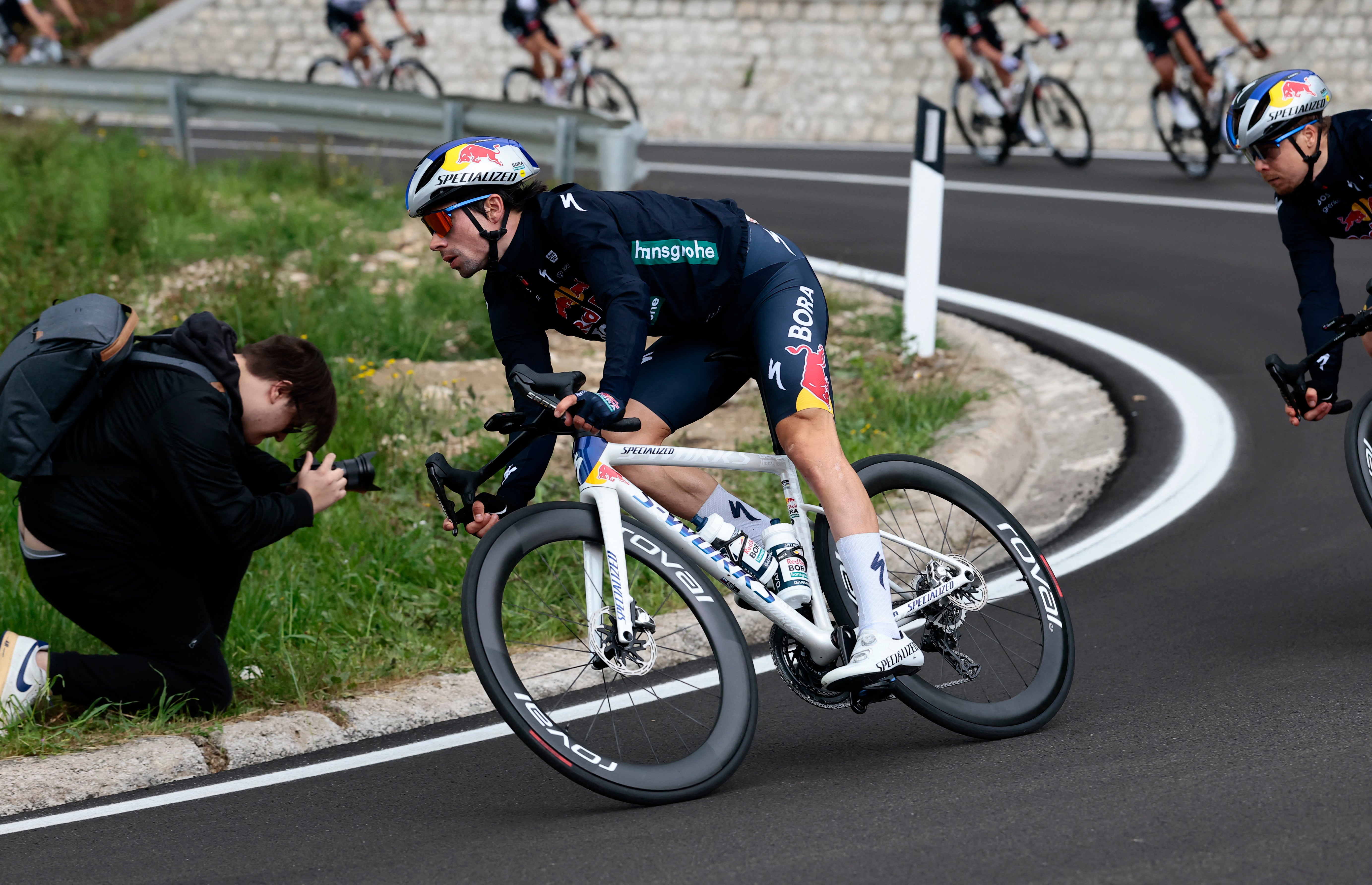 Giro d’Italia 2025 LIVE: Stage 11 updates, route and results as race returns to mountains and Primoz Roglic resumes title hunt