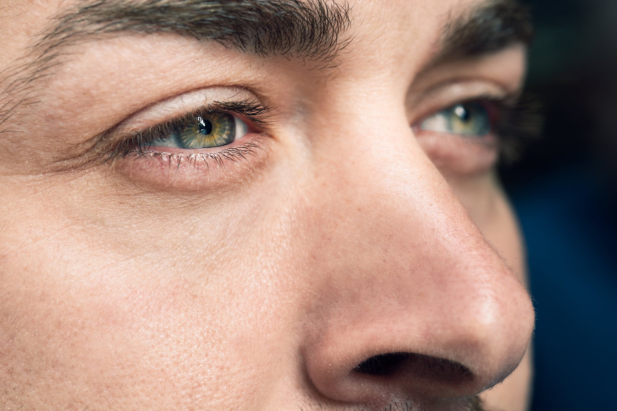 Men are trimming or shaving off their eyelashes in order to appear more ‘masculine’