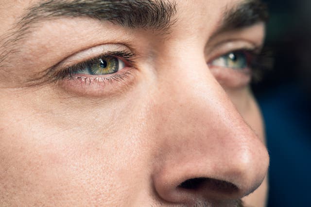 <p>Men are trimming or shaving off their eyelashes in order to appear more ‘masculine’</p>