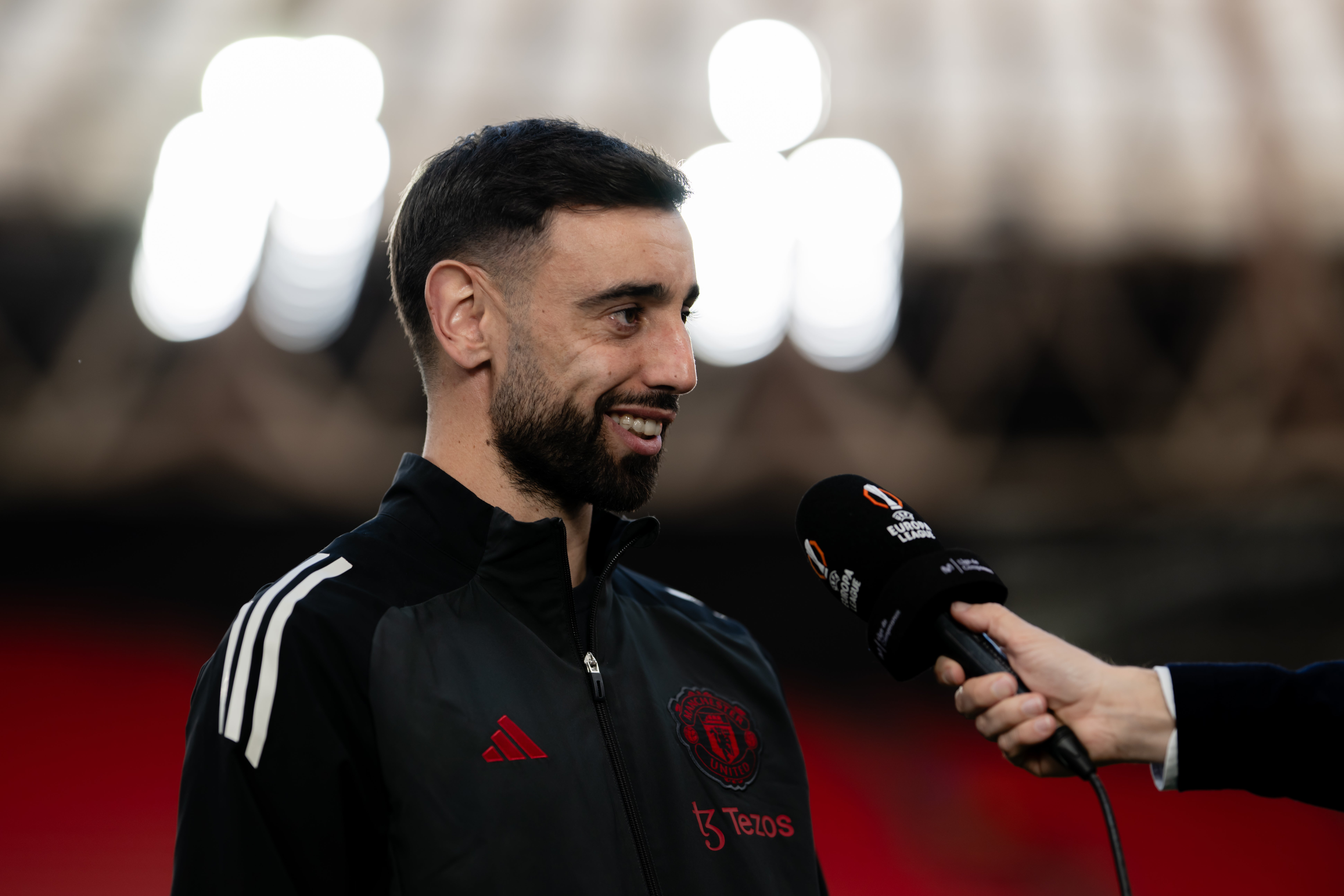 Bruno Fernandes z Manchesteru United dorazí na San Mames, Bilbao