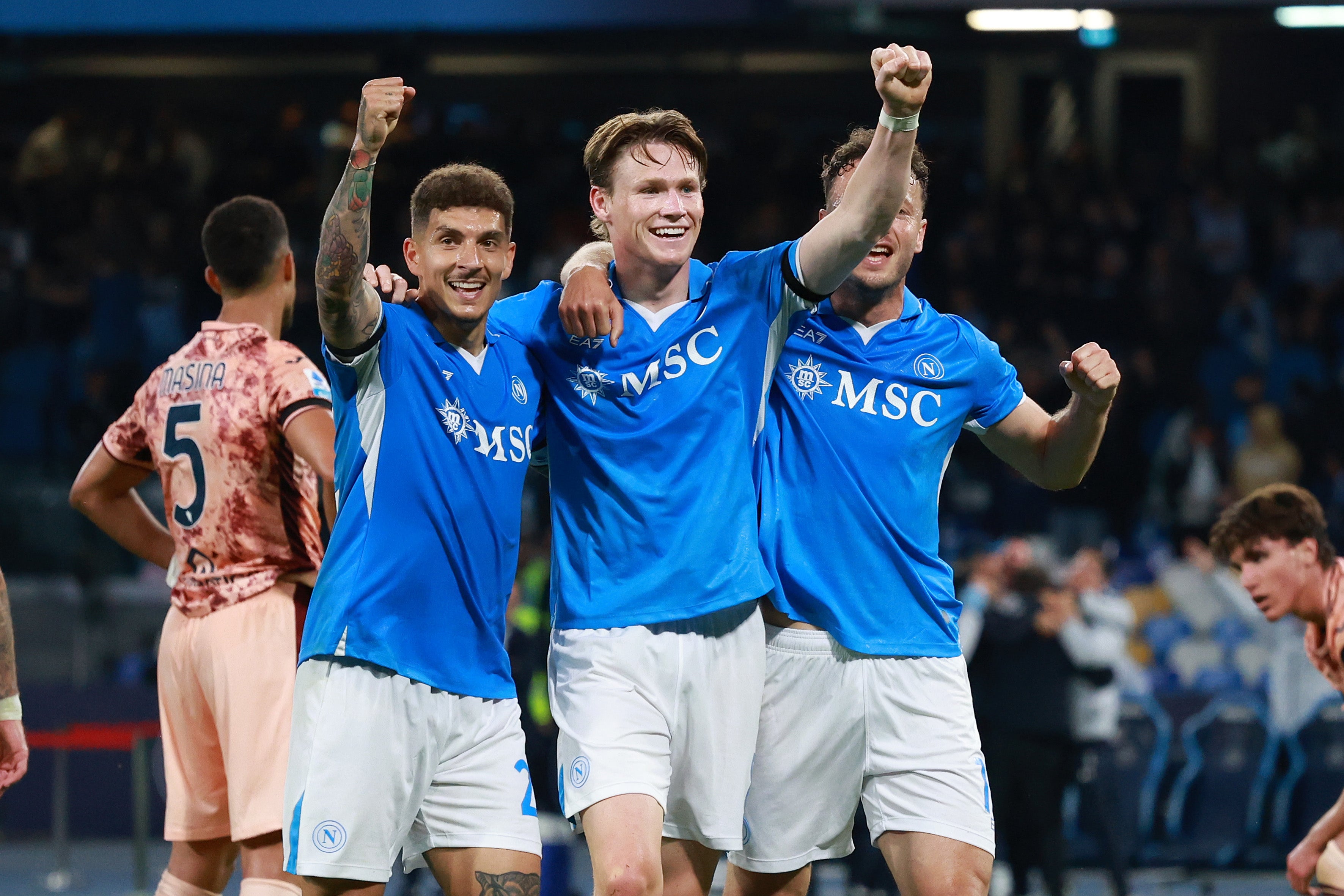 Scott McTominay (centre) of Napoli celebrates with Giovanni Di Lorenzo and Amir Rrahmani