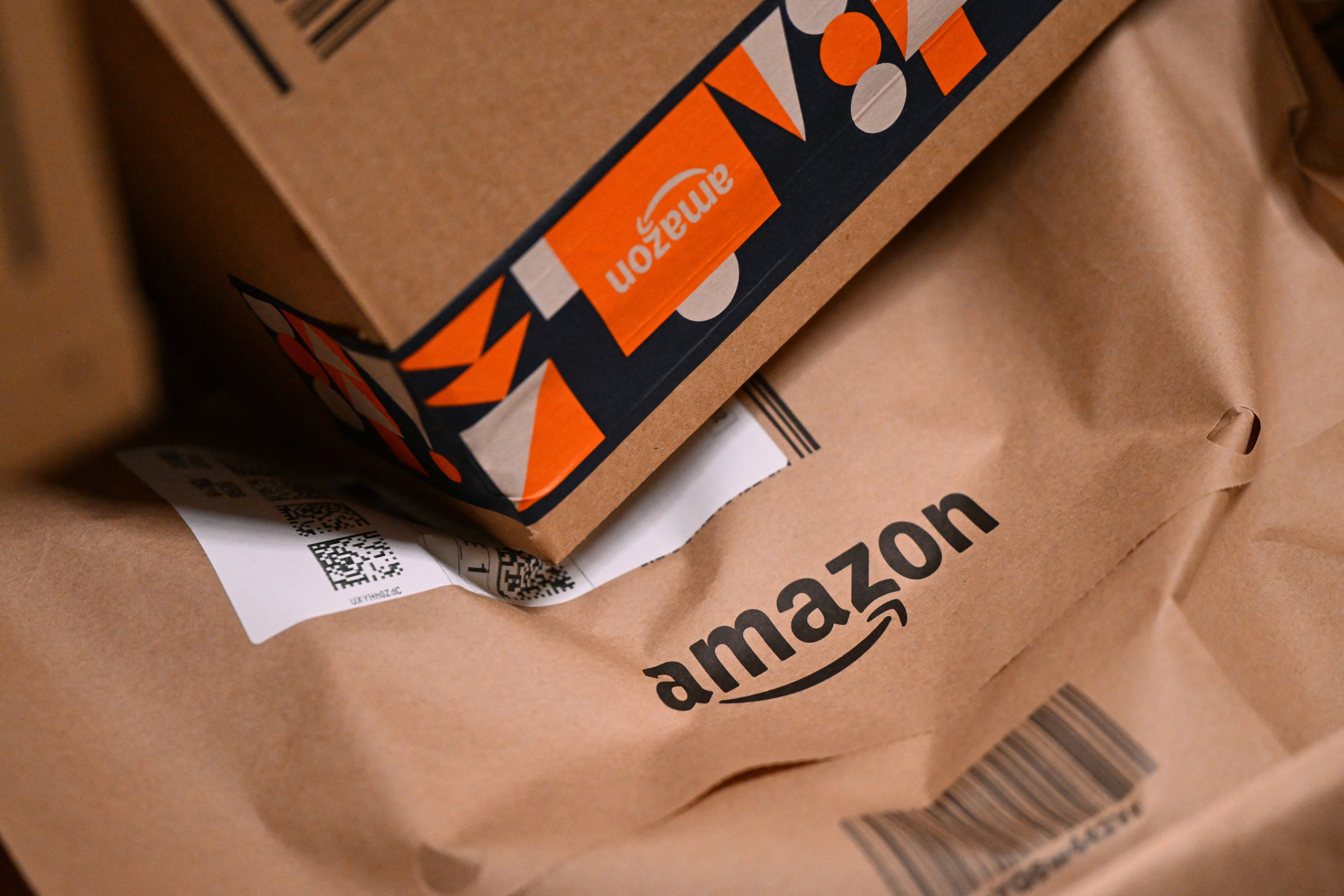 Amazon faces a 2023 class-action lawsuit accusing it of reversing or failing to issue refunds for valid returns, violating good faith and breaching contracts.