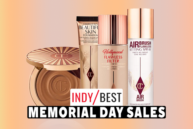 <p>I swear by the setting spray to lock my make-up in place</p>