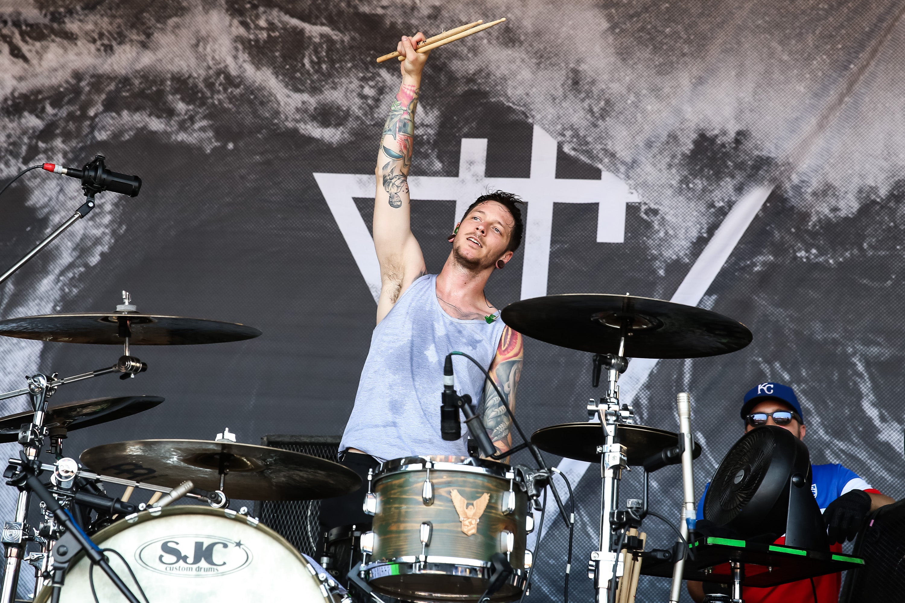 Williams joined Christian metal-core group The Devil Wears Prad in 2005 and left more than a secade later in 2016