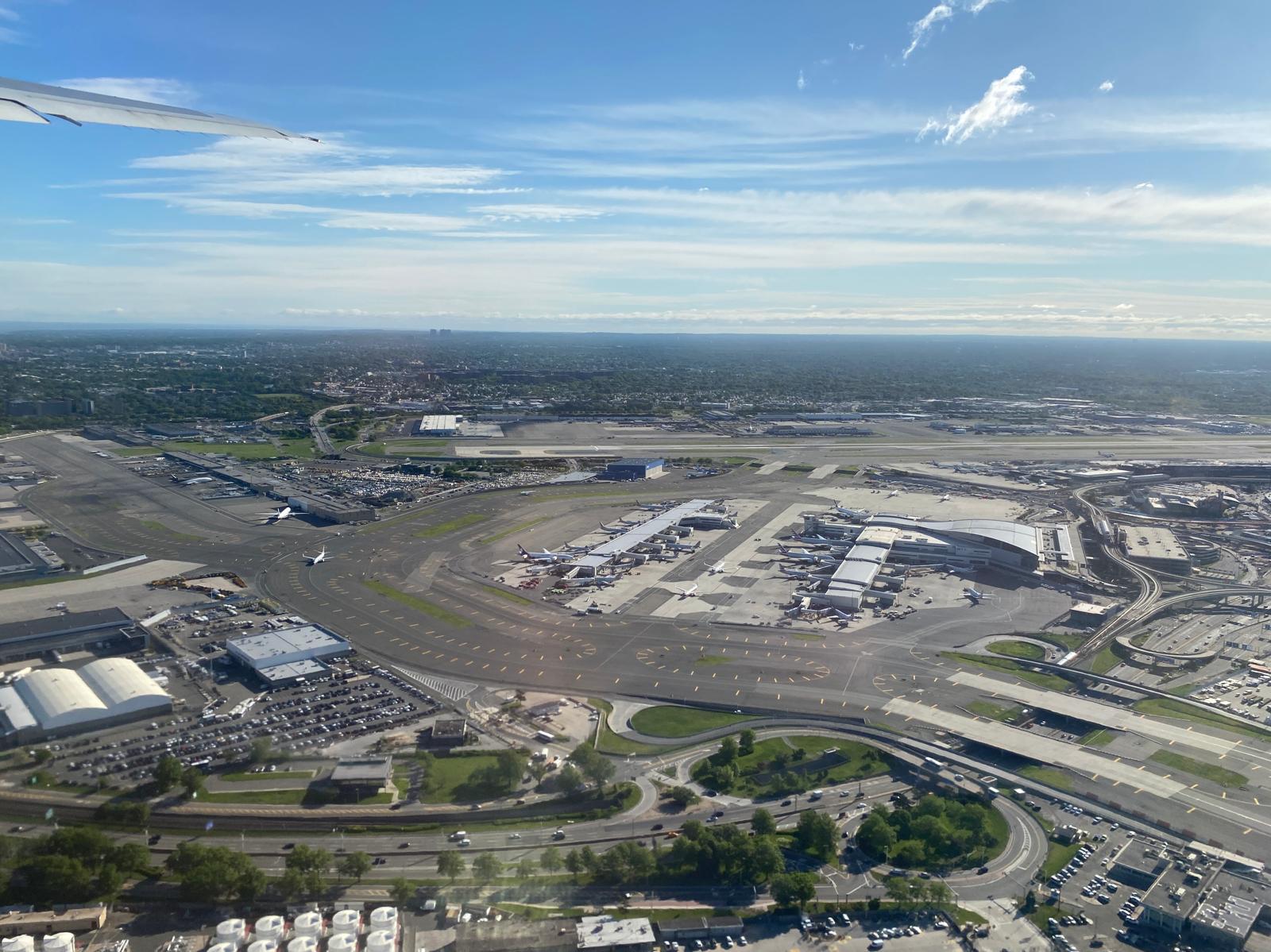 Average waits for passport check can top 2 hours at New York JFK airport