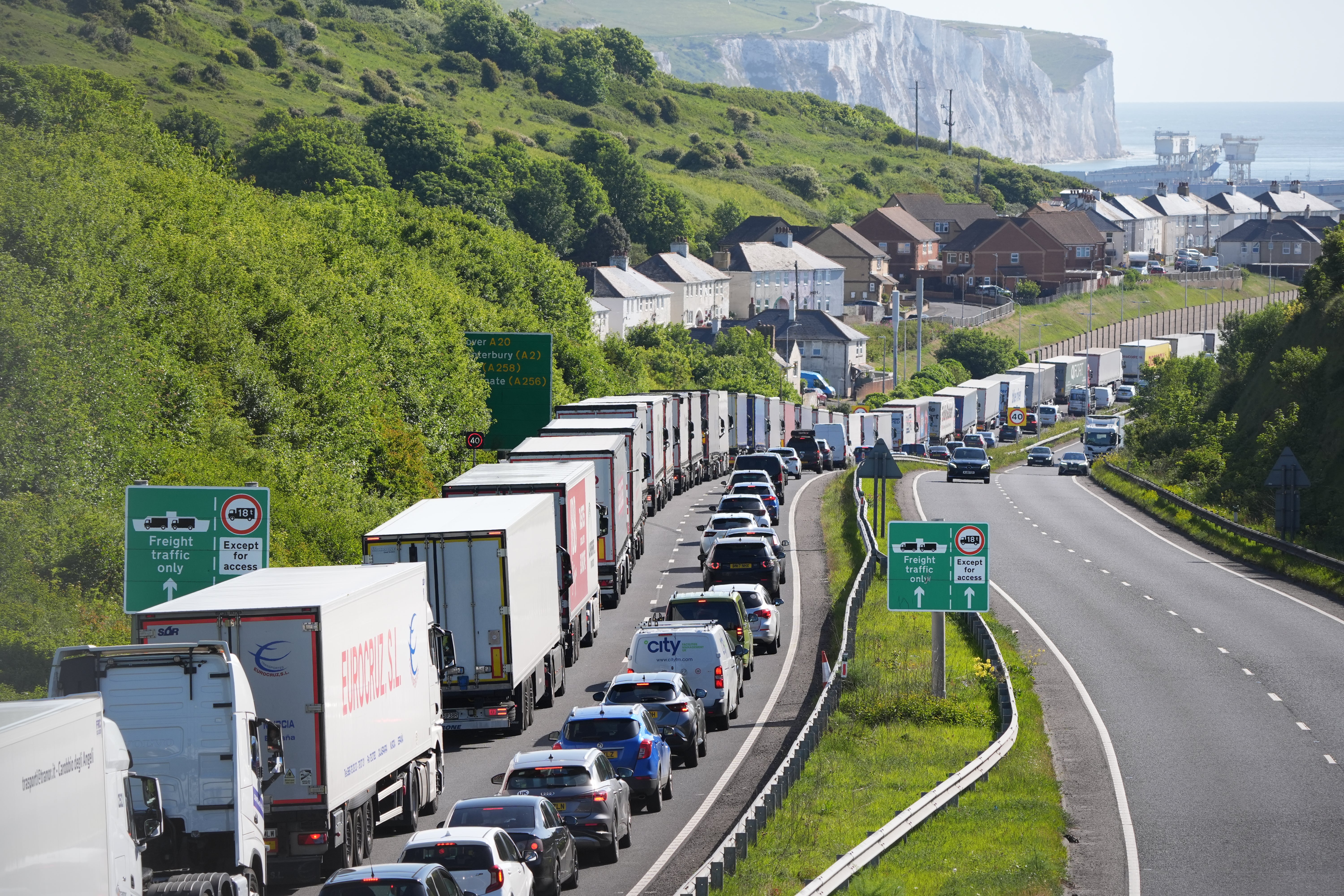 Every UK passenger entering the Schengen area will need to exit their car to be photographed and fingerprinted individually