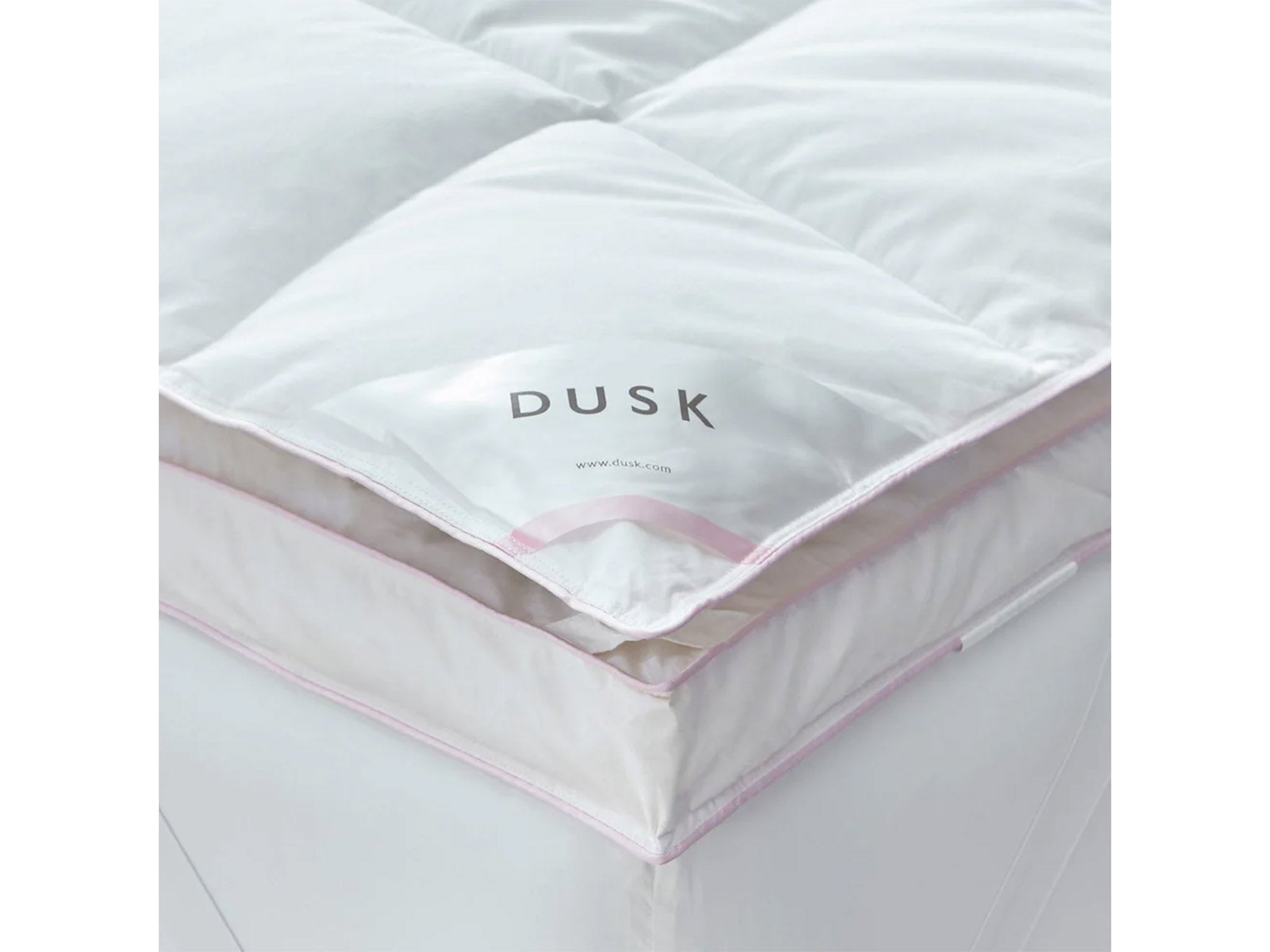 Dusk supreme goose down mattress topper