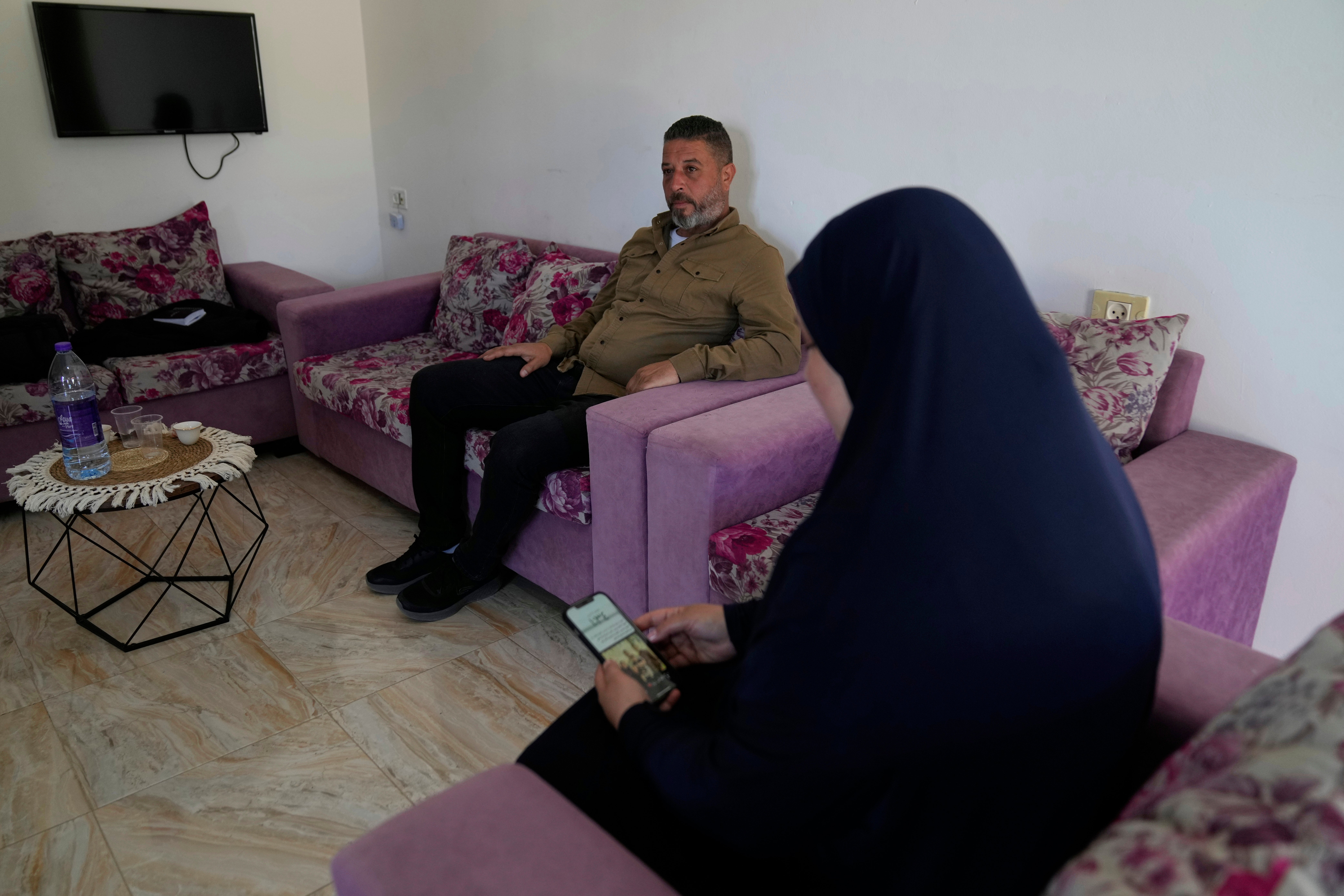 Mideast Wars Human Shields