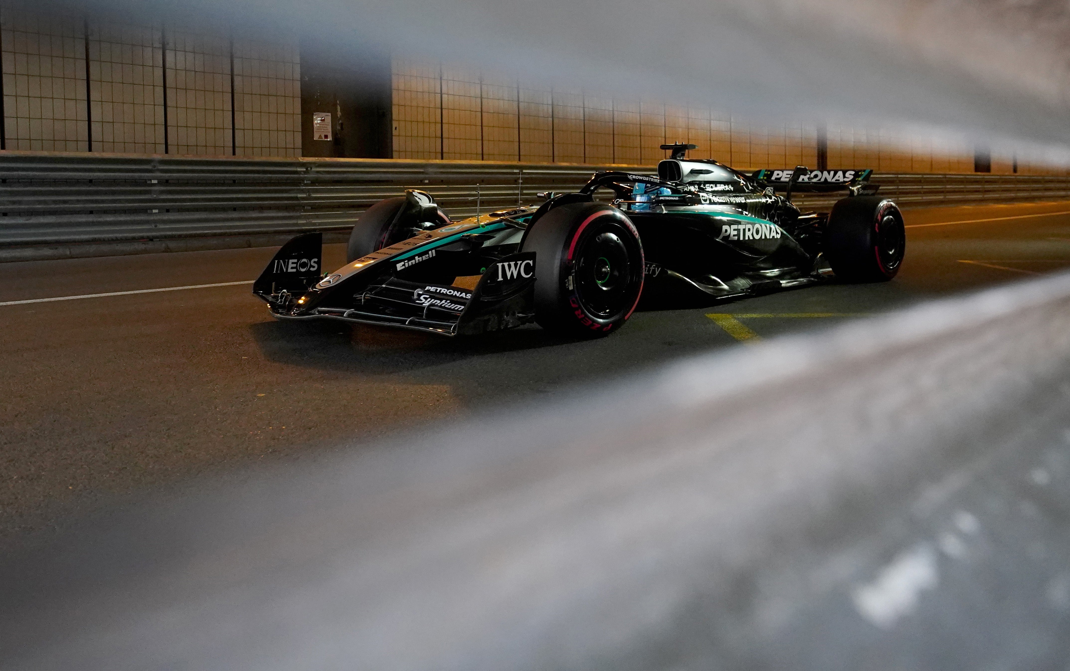 Russell lost power at the start of Q2