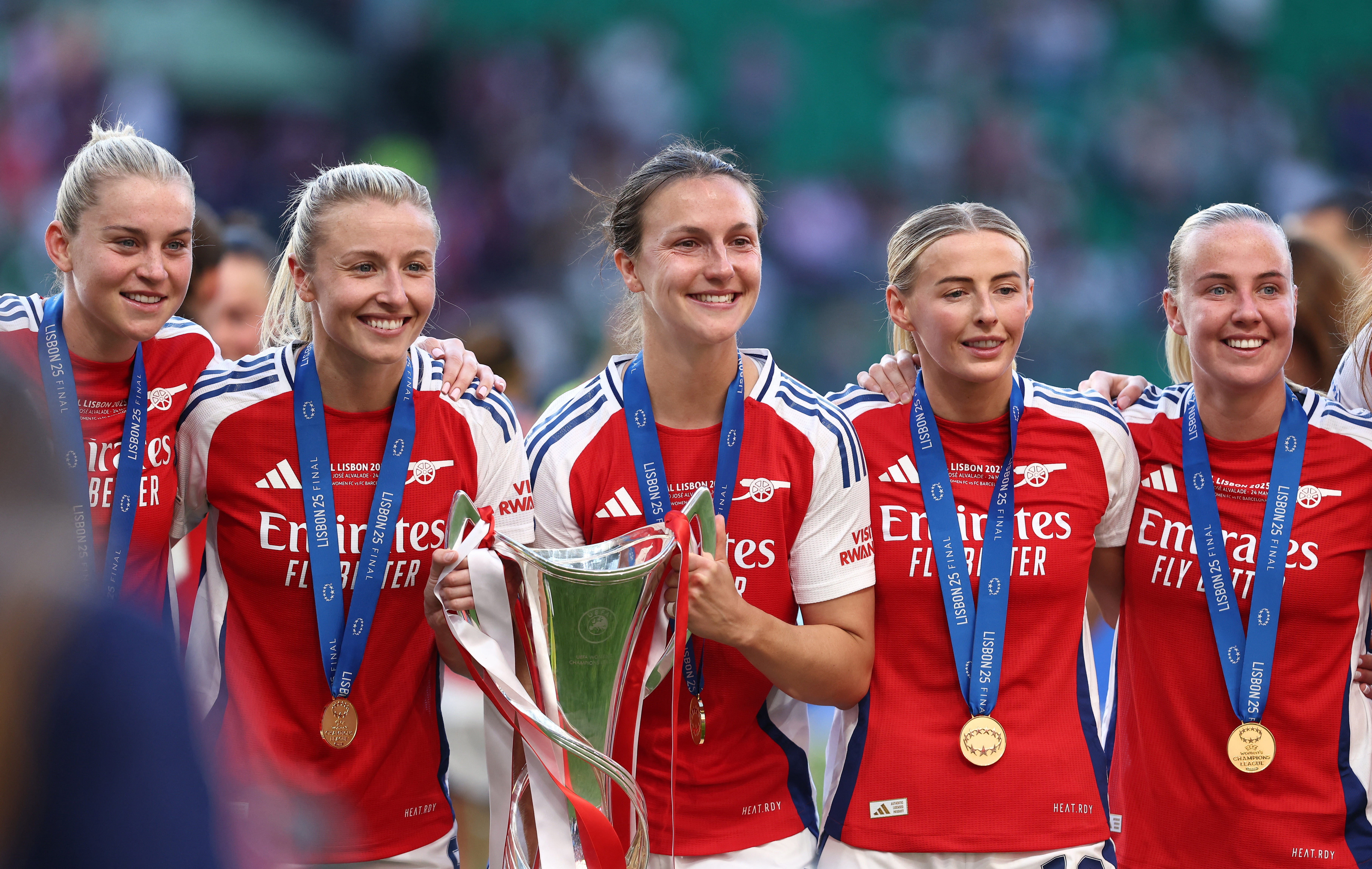 Chloe Kelly with England team-mates Alessia Russo, Leah Williamson, Lotte Wubben-Moy and Beth Mead