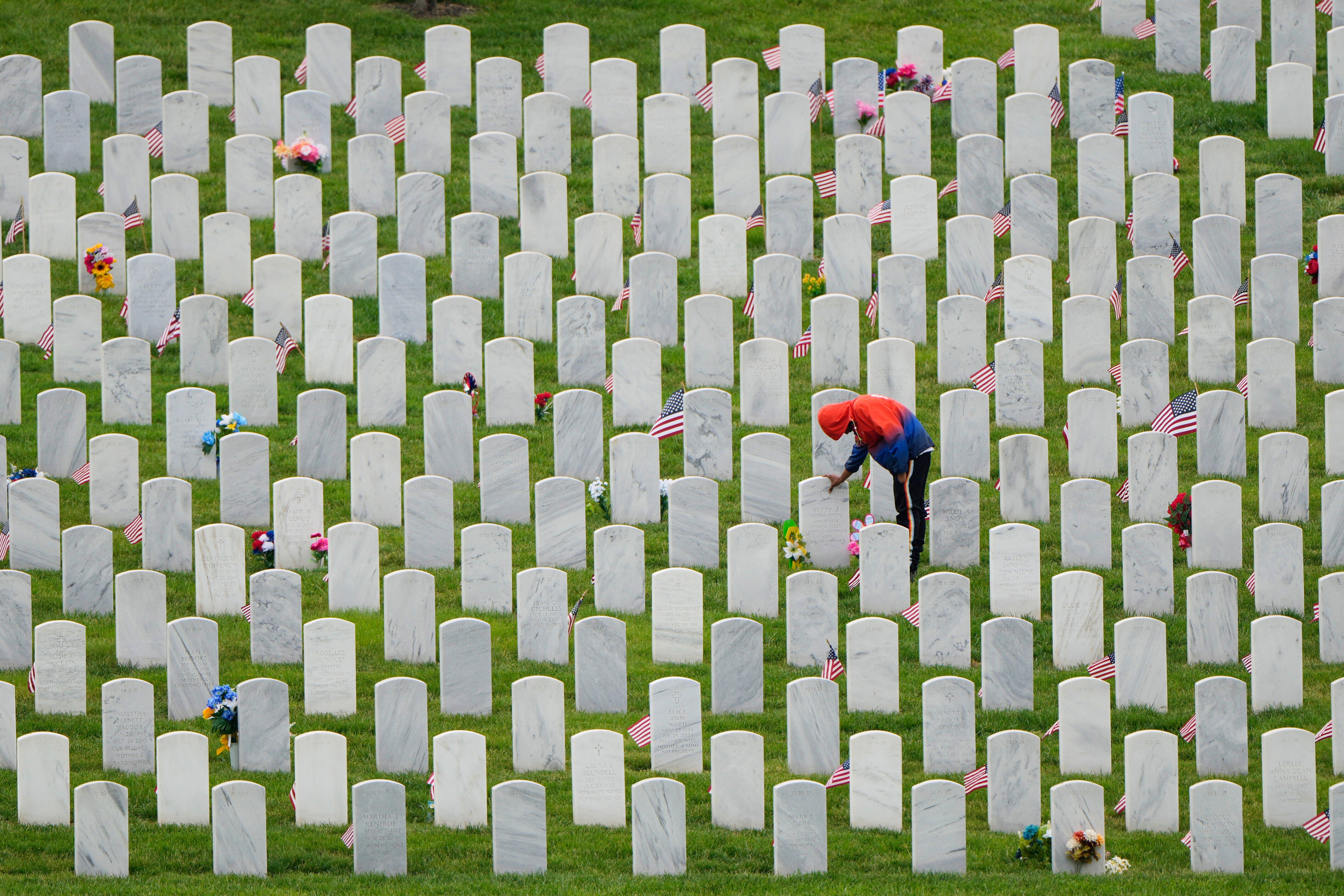 APTOPIX Memorial Day Weekend Kansas