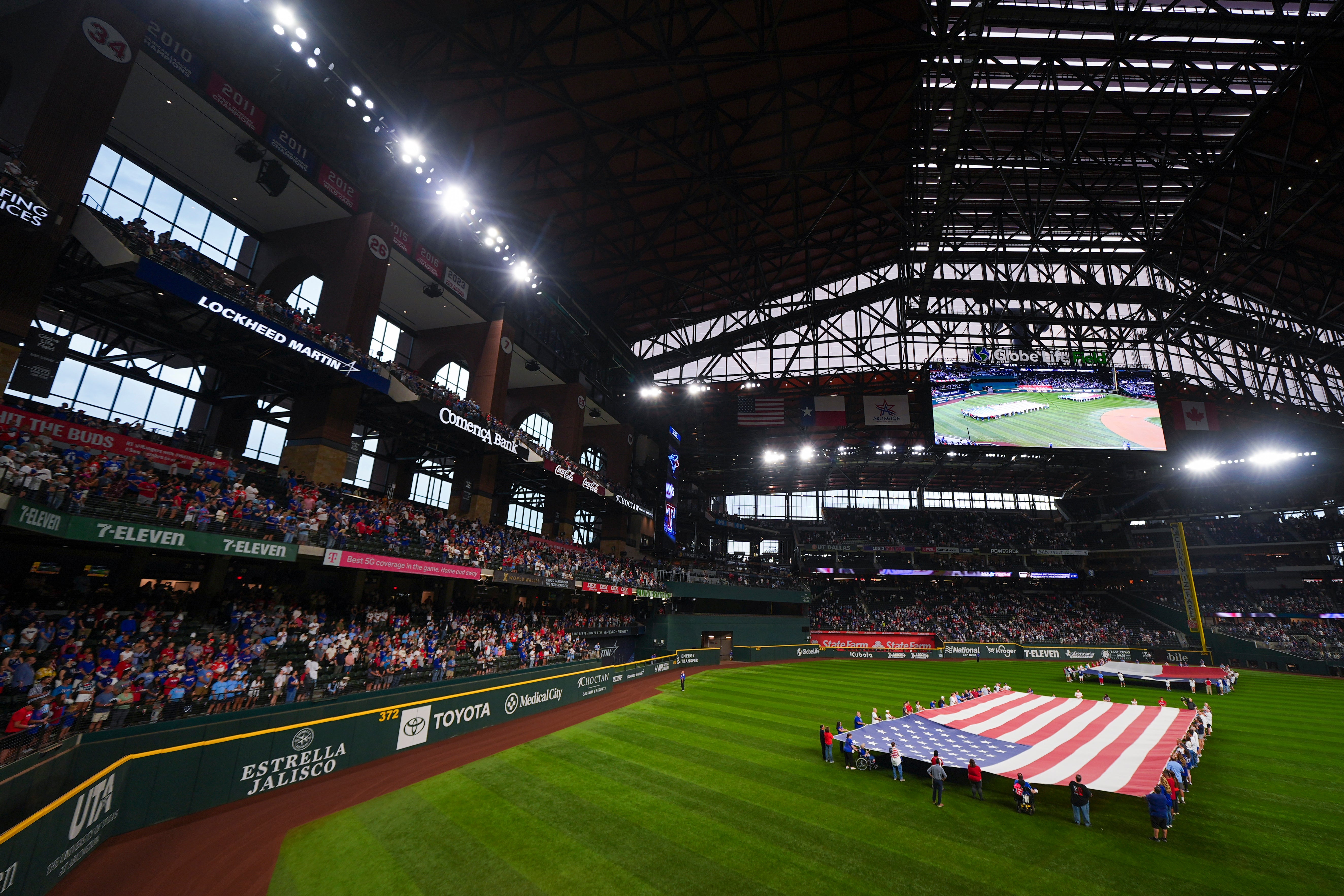 Blue Jays Rangers Baseball