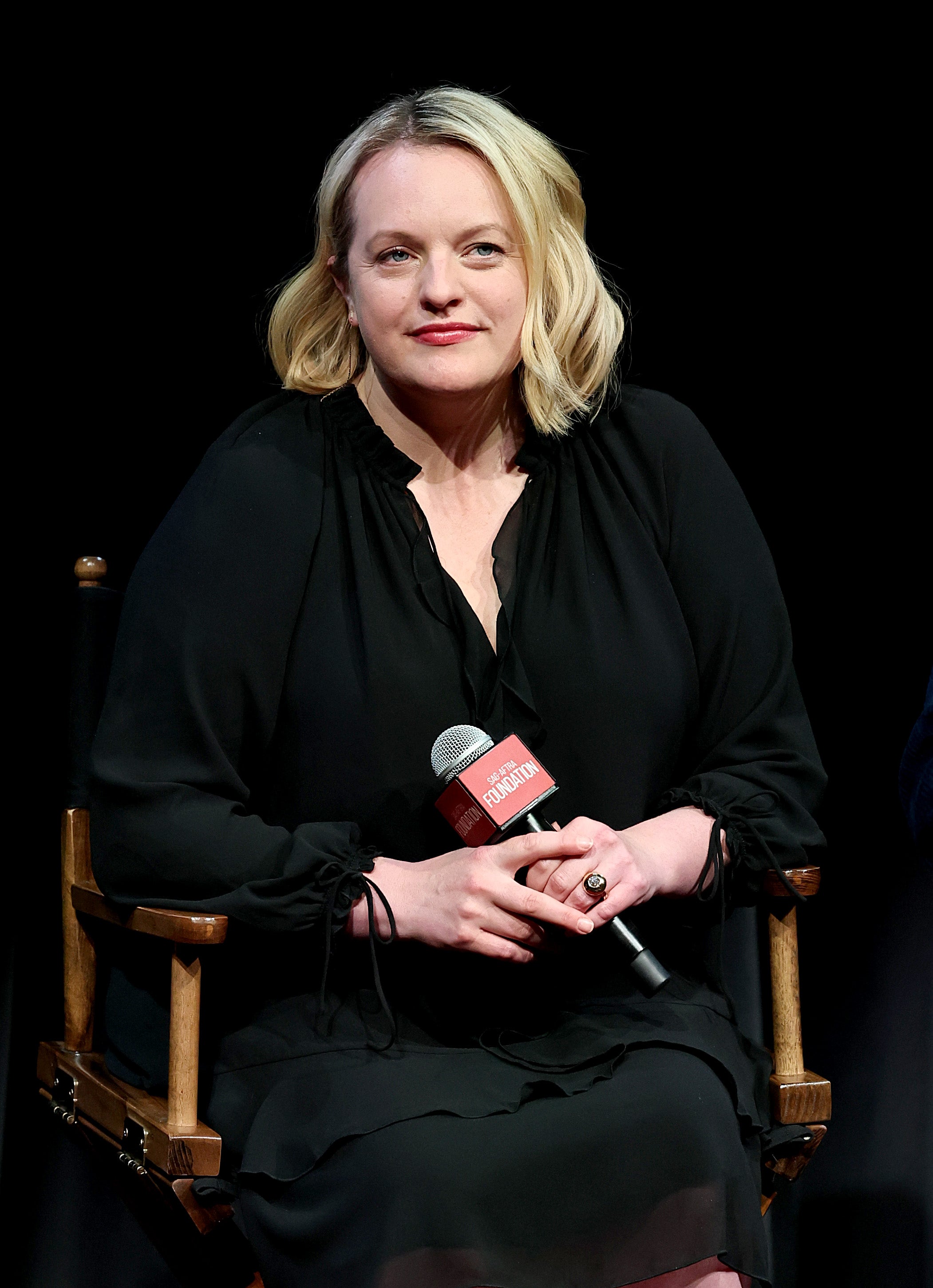 Moss plays June Osbourne (Offred) in ‘The Handmaid’s Tale’