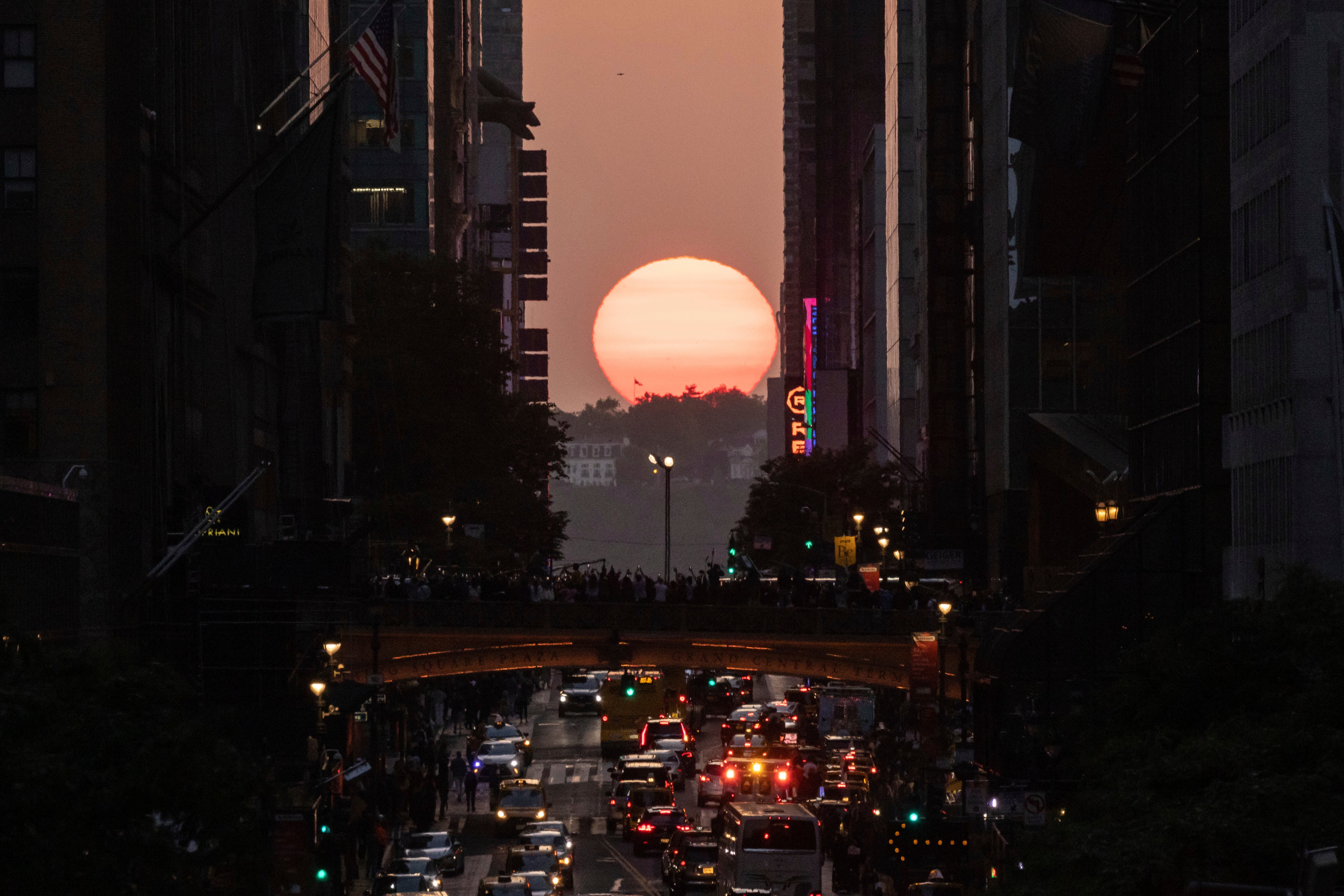 Manhattanhenge-Explainer