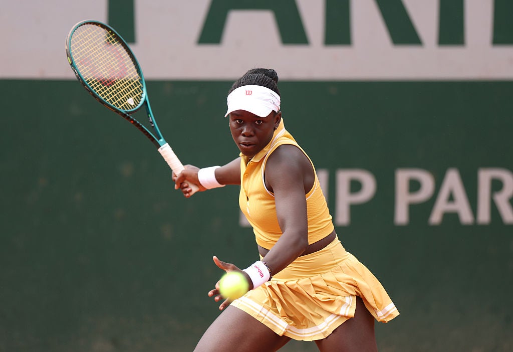 Victoria Mboko will play Qinwen Zheng in the third round