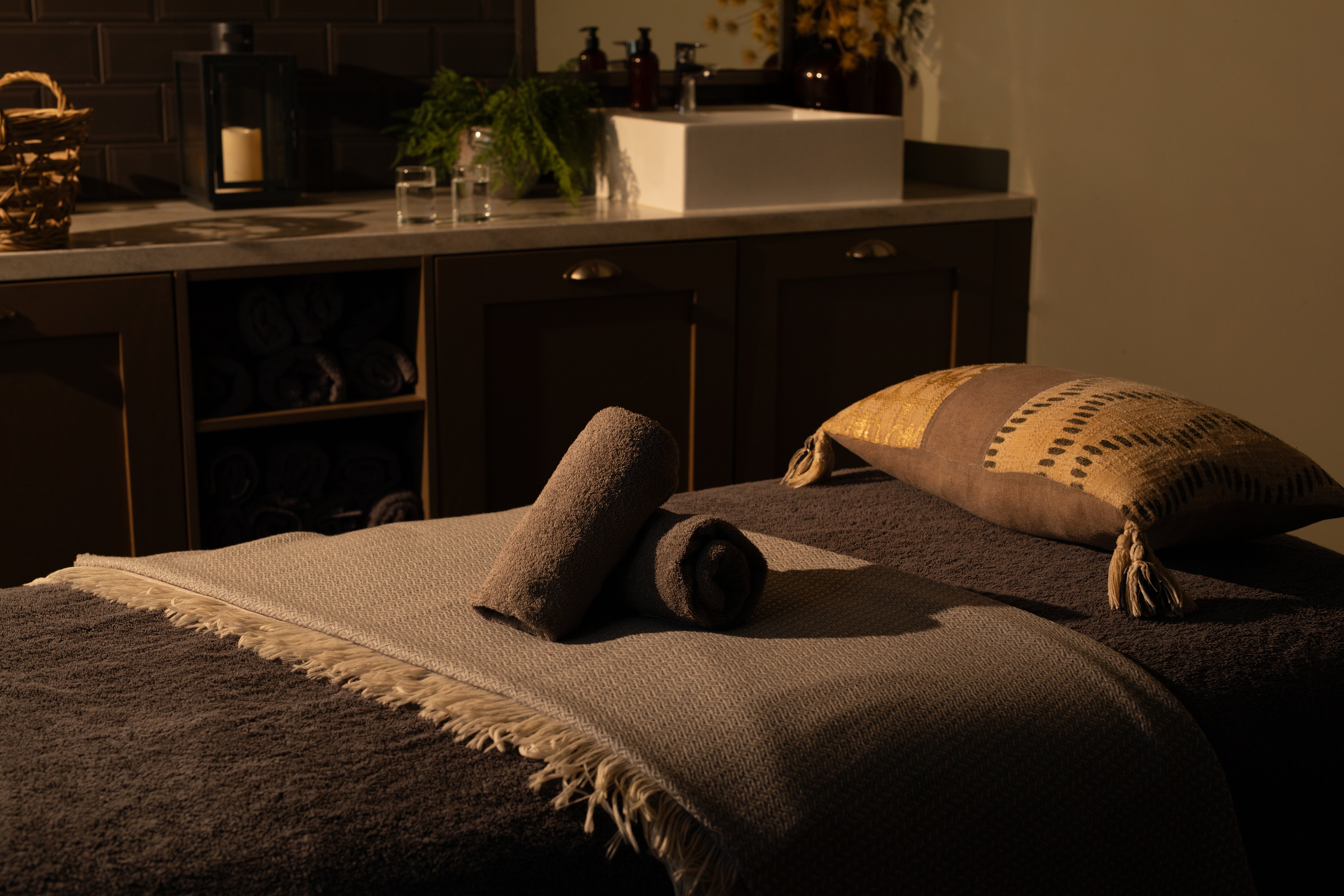 <p>Kimpton Charlotte Square offers a sound wellness room</p>