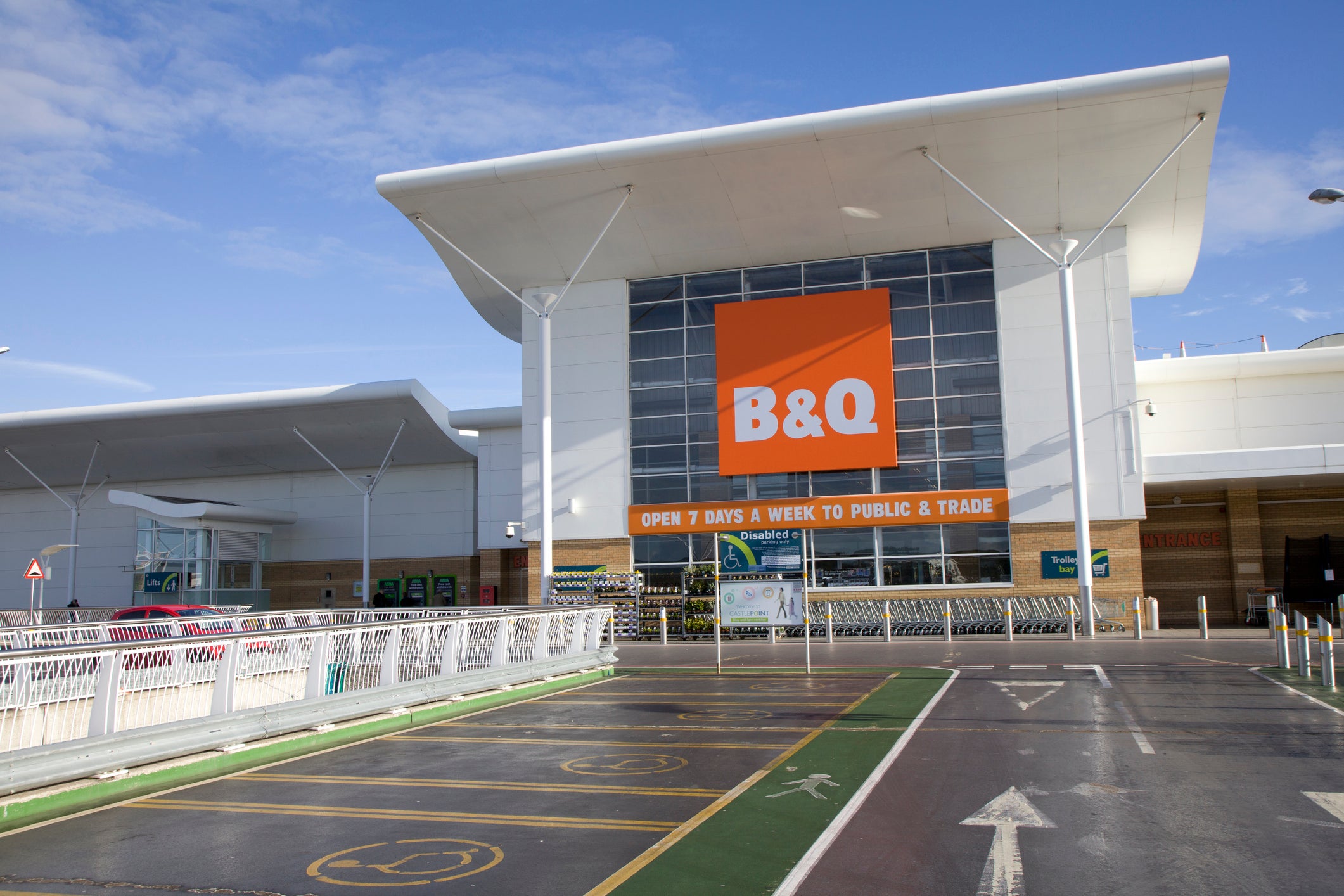 B&Q listed the ‘sexist’ advertisement online