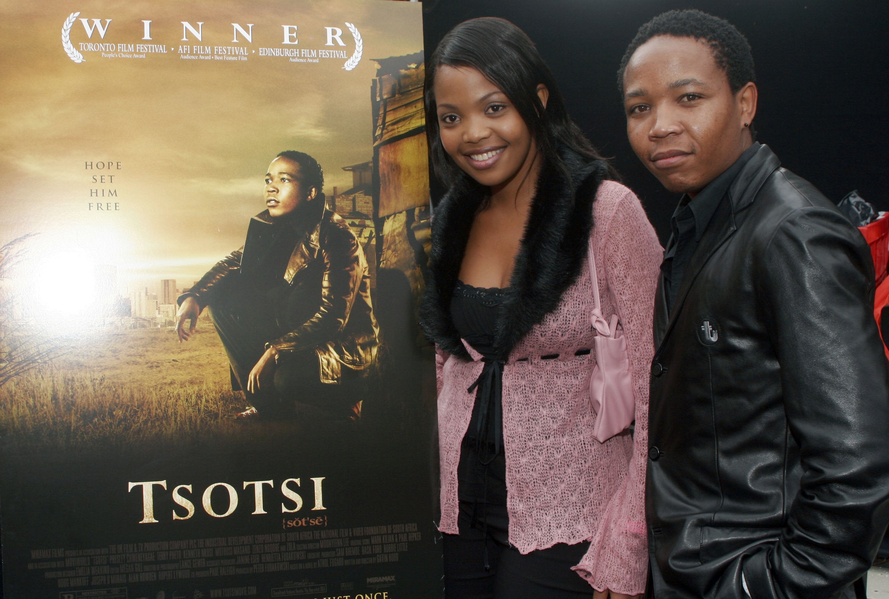 Presley Chweneyagae with Tsotsi co-star Terry Pheto at the AMPAS reception in 2006