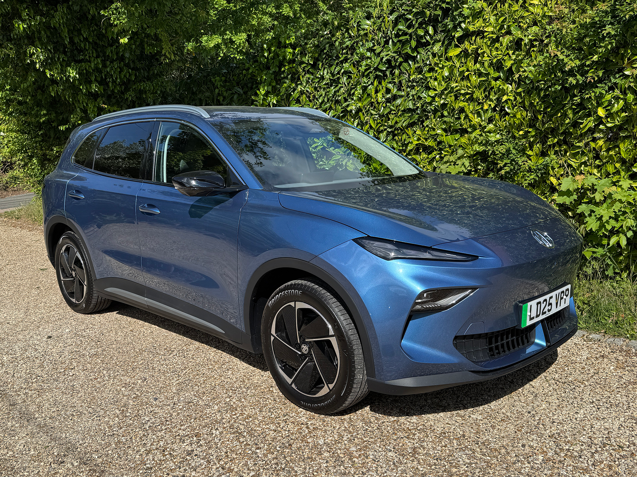 We’re most impressed by the Long Range SE trim, which gets you a 298 mile range for £30,995