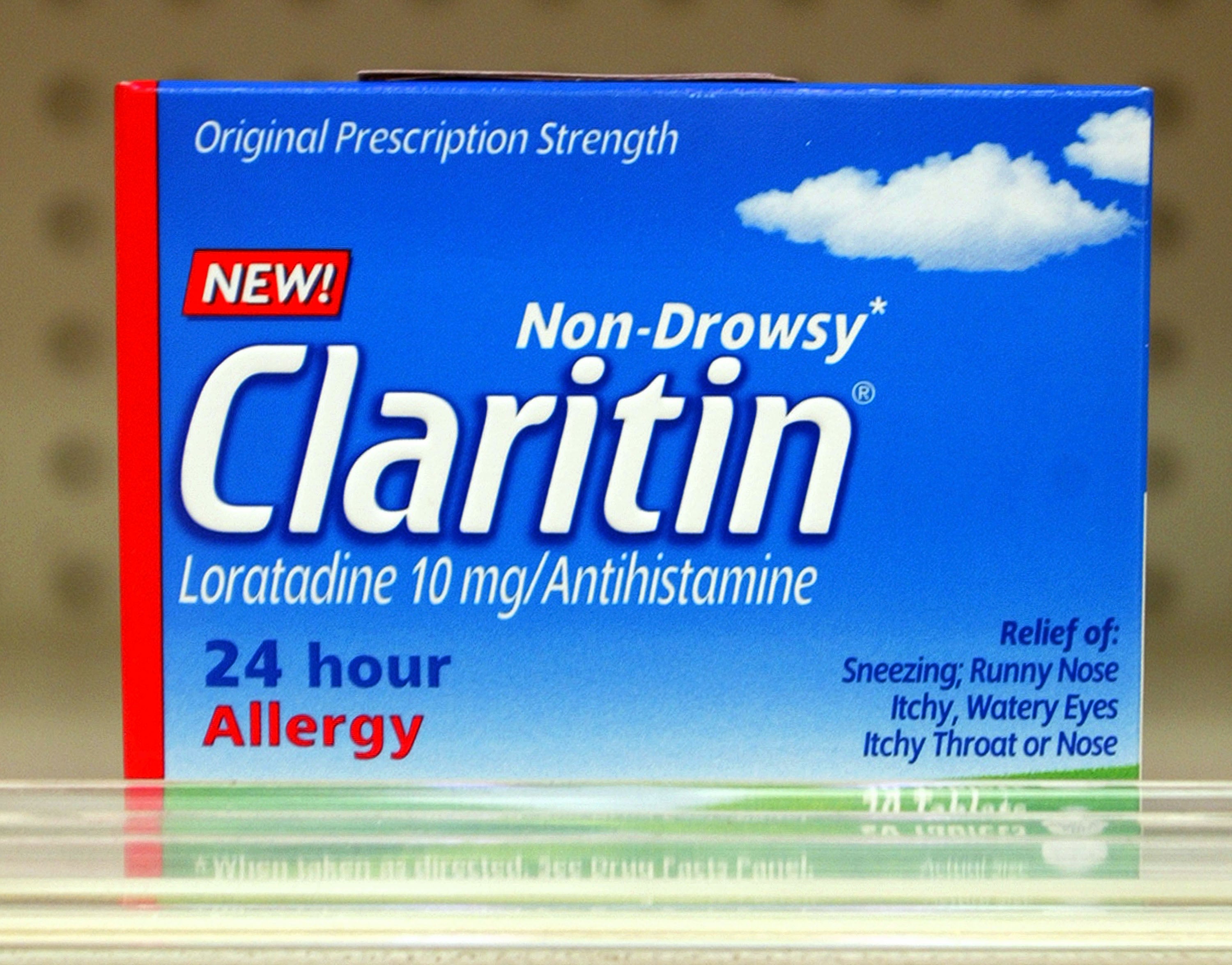 The allergy drug Claritin is a better option, according to physicians. The newer drug is safer and more effective
