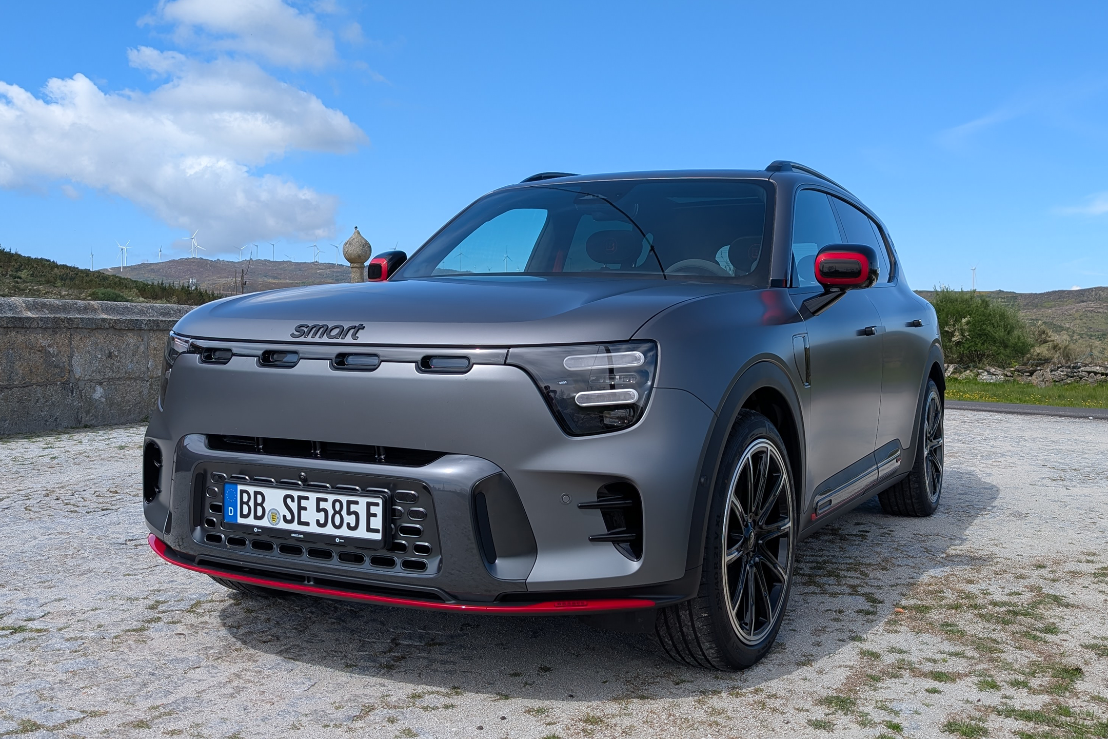 You could park the original Smart Fortwo within the #5’s 2.9m wheelbase