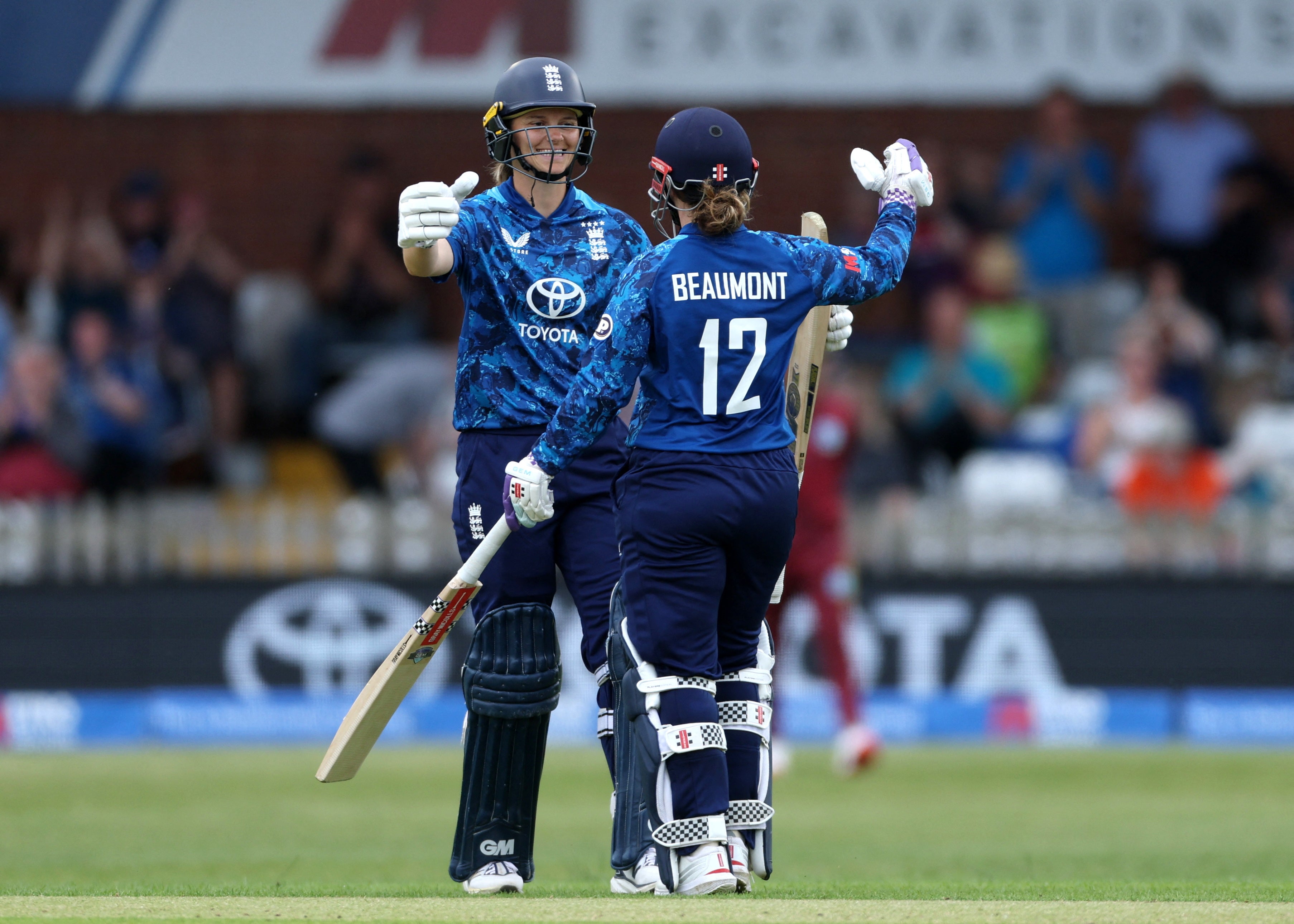 Amy Jones and Tammy Beaumont shared a huge first-wicket partnership