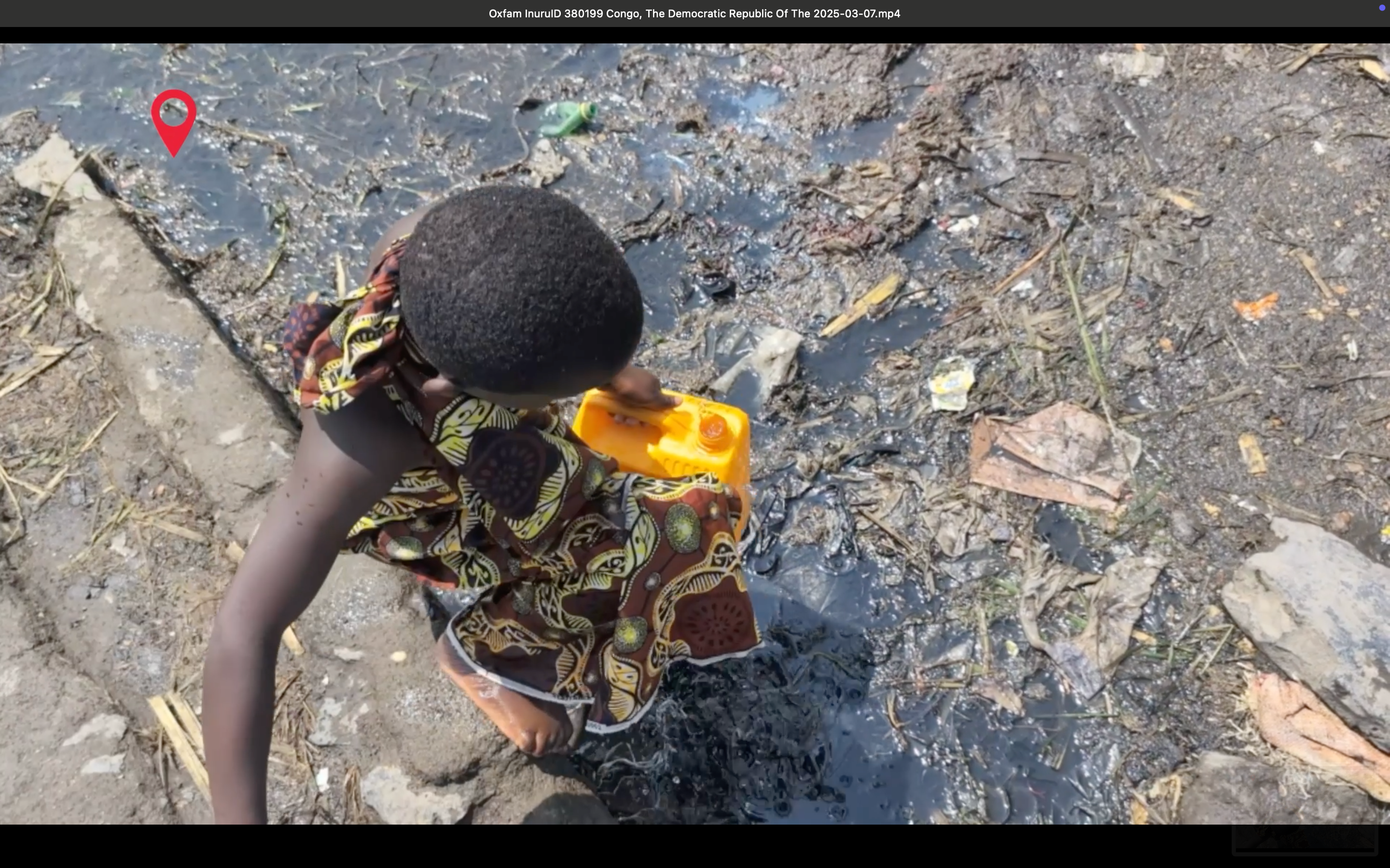 NGOs are reporting the increased use of untreated river water and stagnant water for drinking, food preparation and personal hygiene in Eastern DRC, increasing the risk of cholera. Here, a young girl searches for water