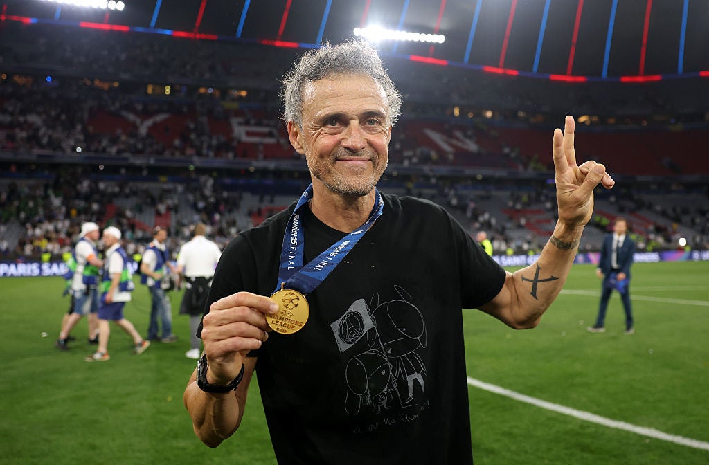 Luis Enrique wearing the Xana foundation t-shirt after the Champions League final