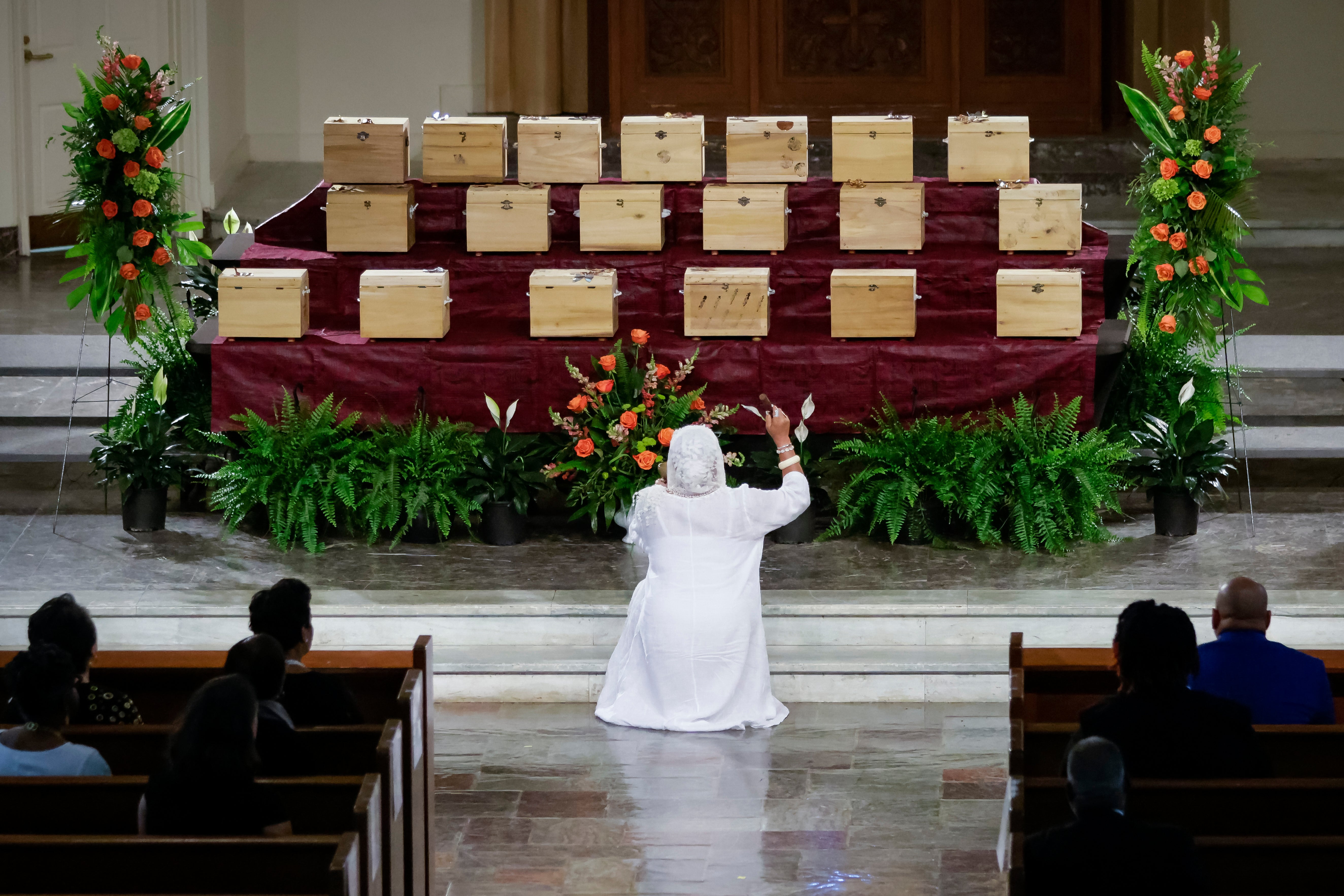 APTOPIX African-American-Remains-Memorial-Service
