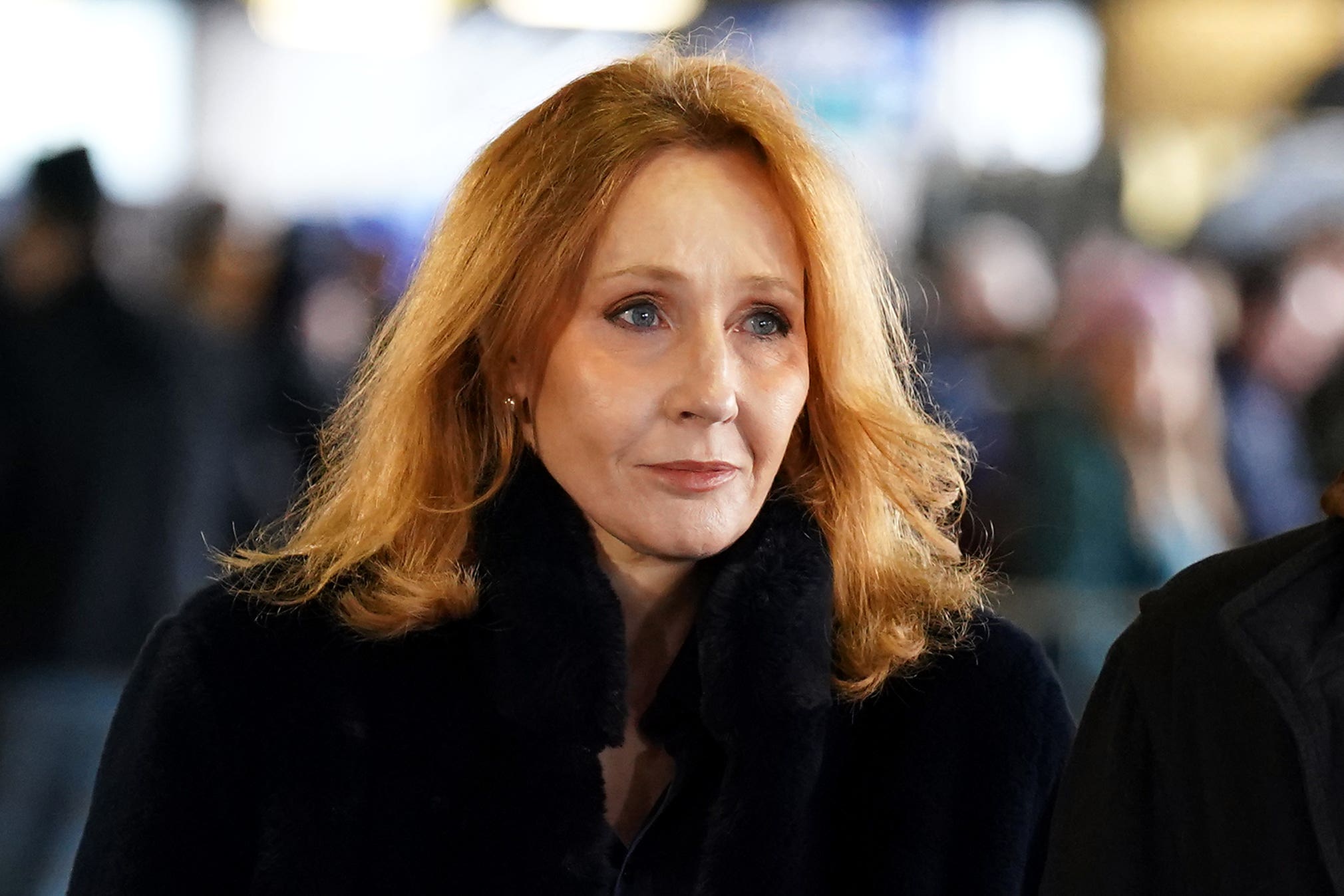 JK Rowling servirá como produtor executivo na série HBO Harry Potter