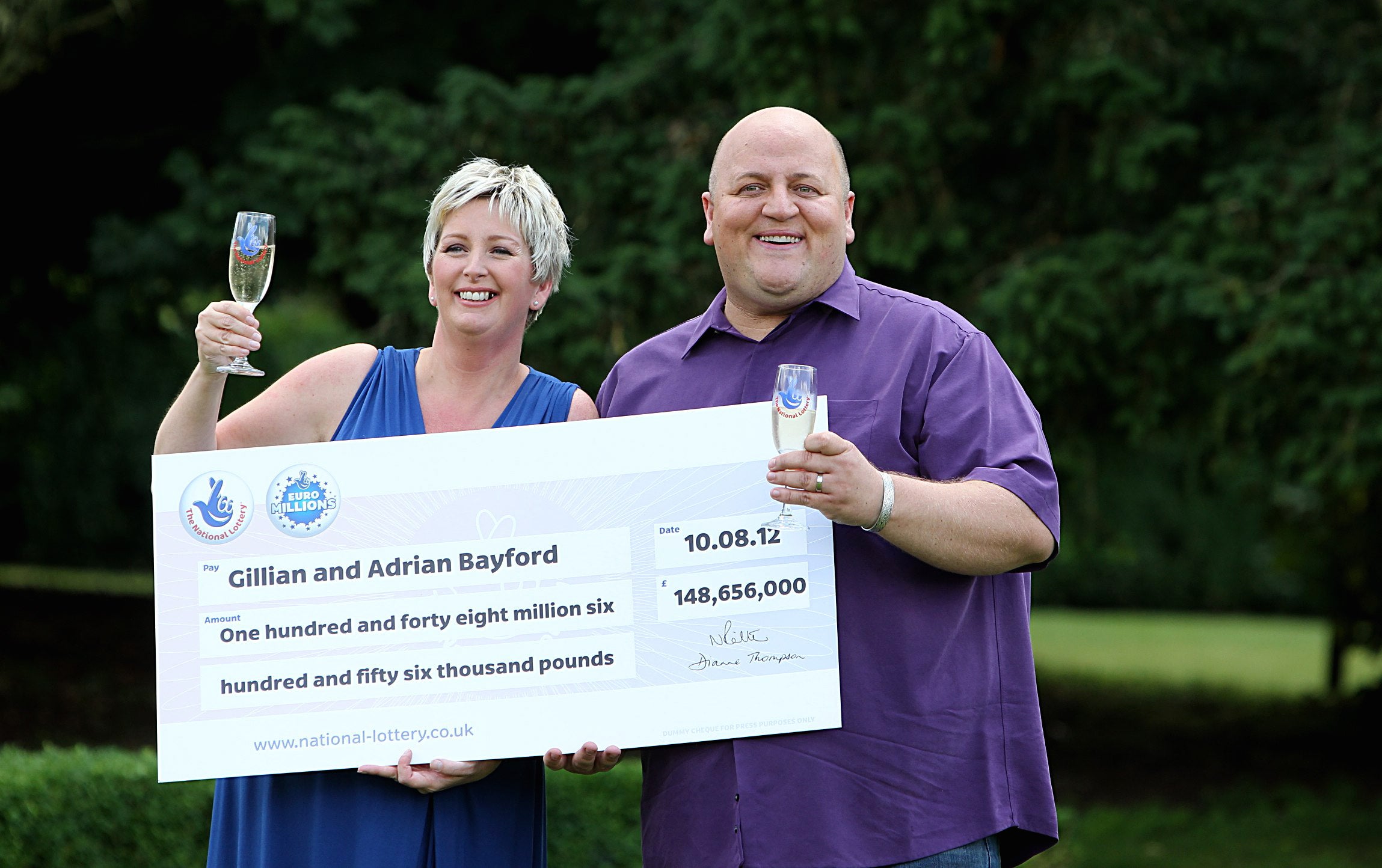Adrian Bayford, 41, and wife Gillian, 40, from Haverhill, Suffolk, at a press conference after they won £148.6m