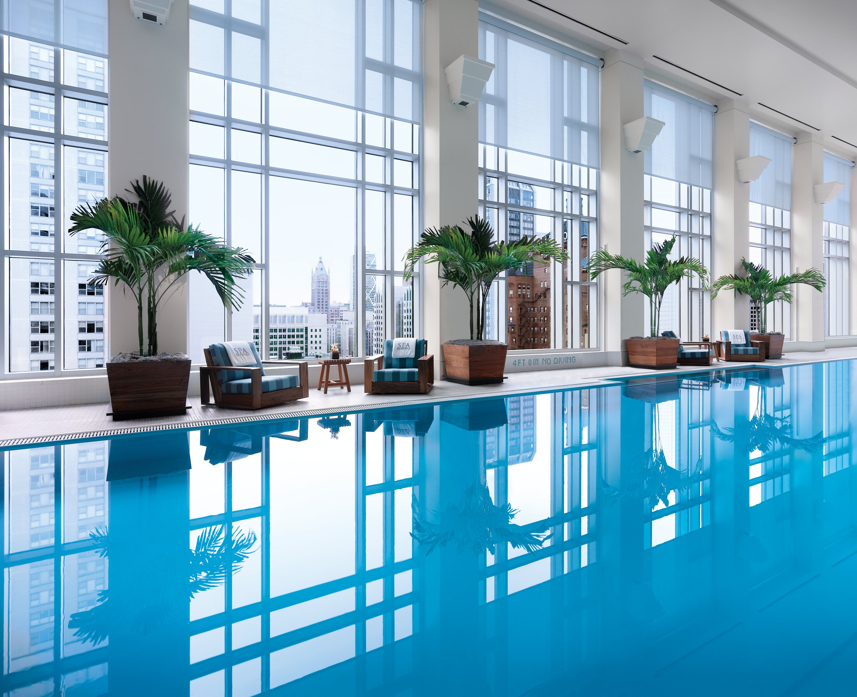 The luxurious pool at The Peninsula Chicago