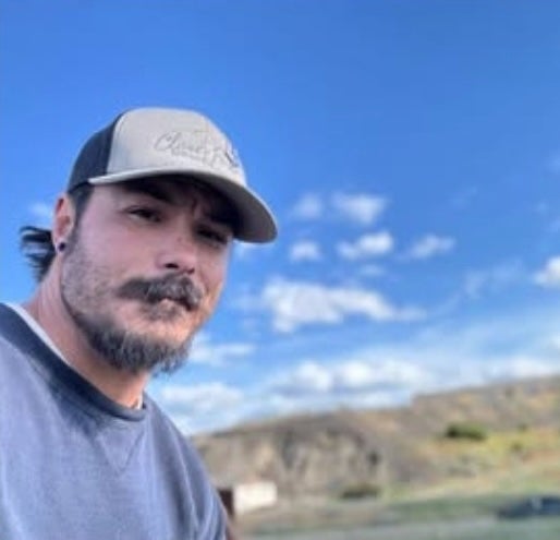 Police are currently searching for Travis Decker, 32, as he is wanted for 3 counts of first-degree kidnapping and first-degree murder