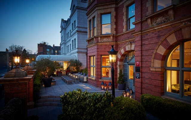 <p>The Dylan is one of Dublin’s many luxury hotels, ready to welcome you</p>