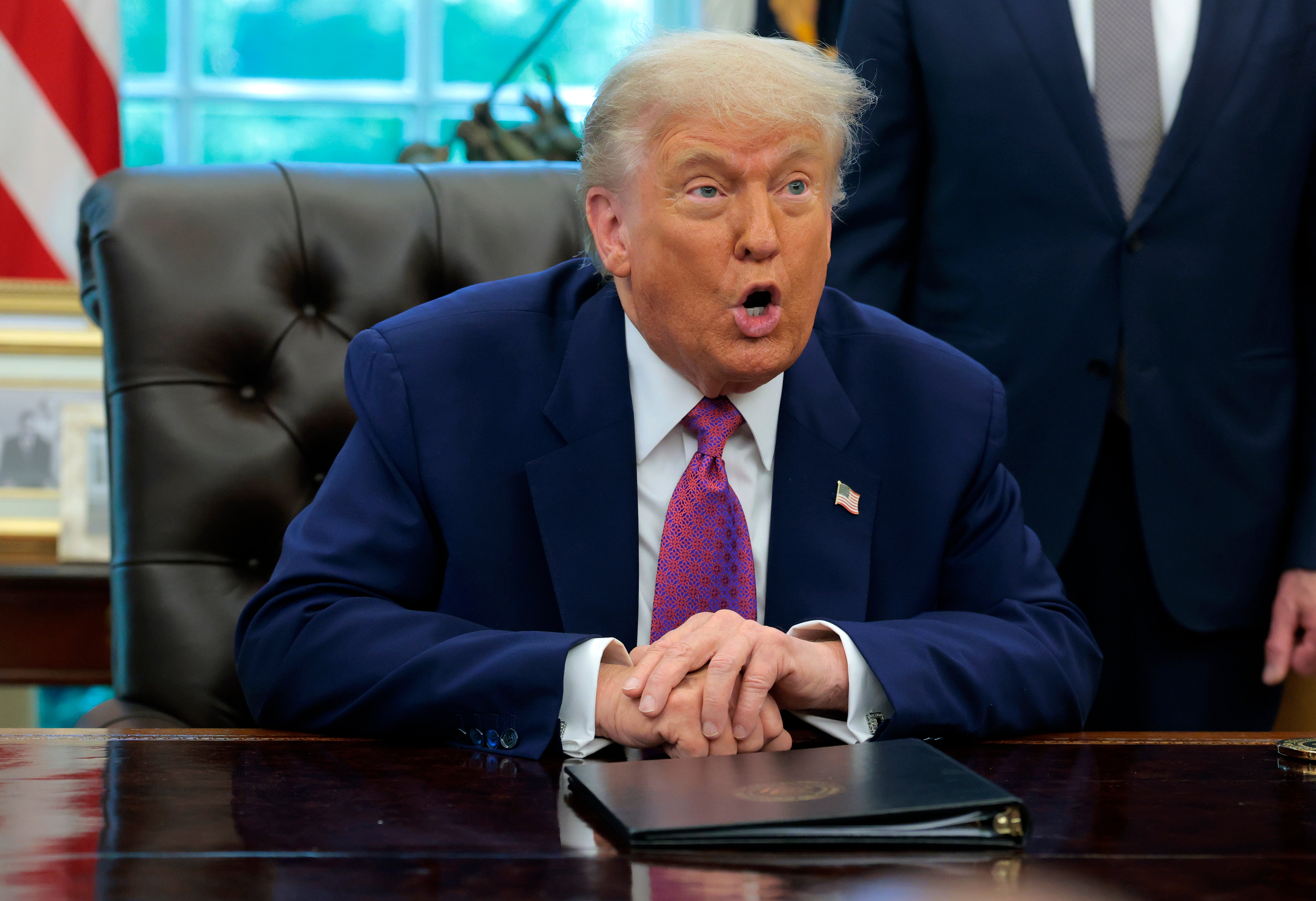 Trump issues direct threat to protesters ahead of birthday parade