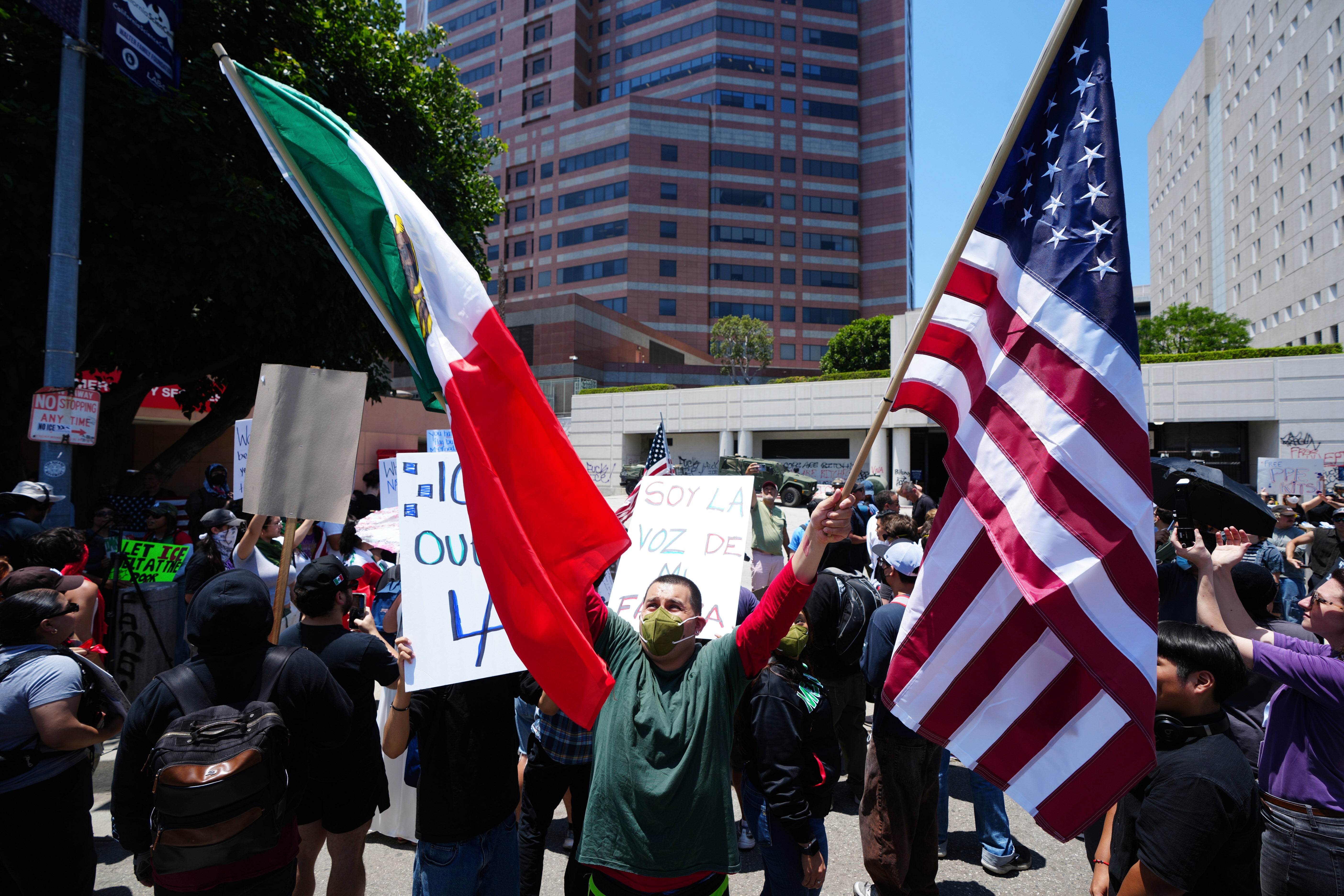APTOPIX Immigration Raids Los Angeles