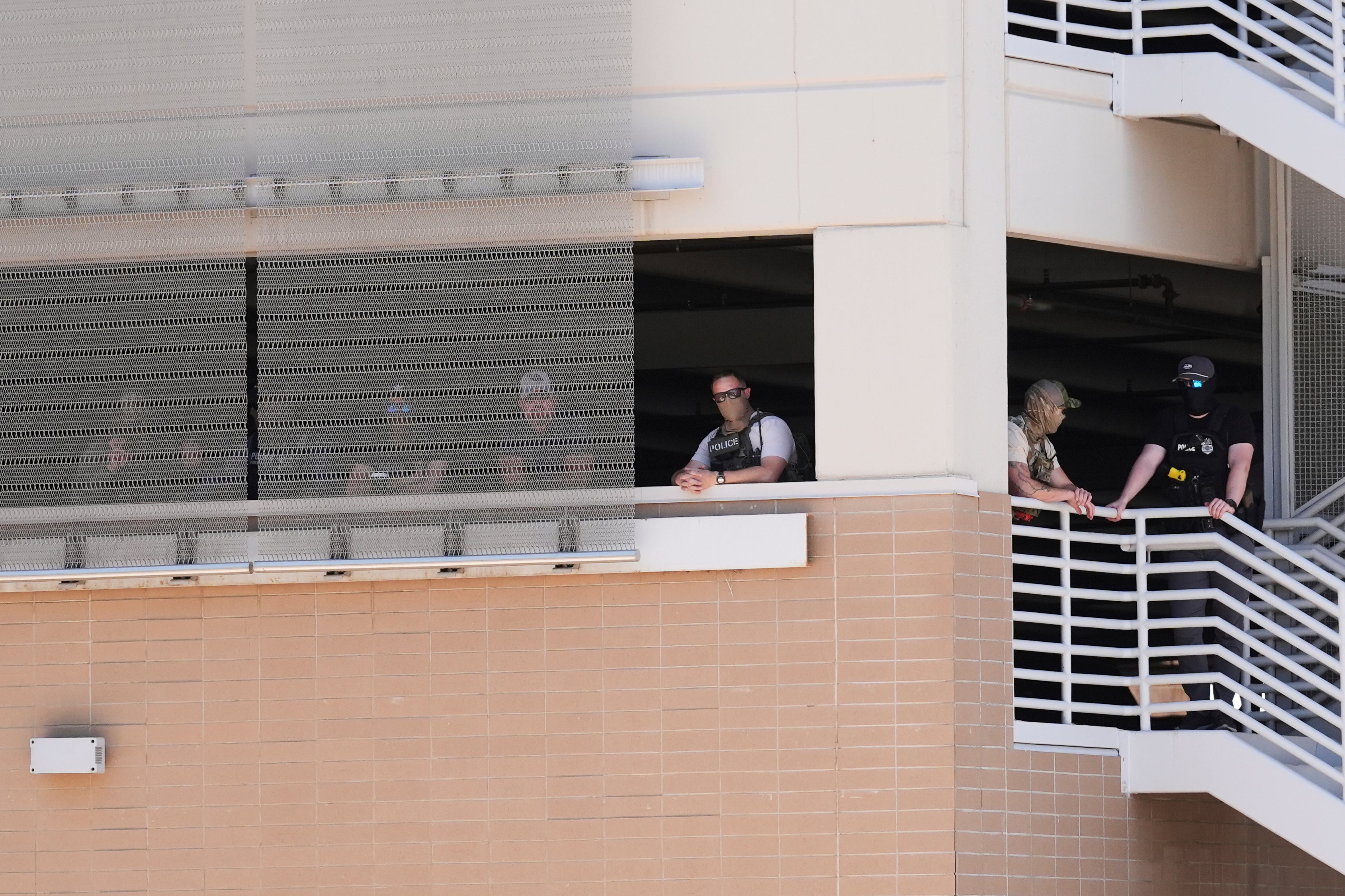 Immigration officers intensify arrests in courthouse hallways on a fast track to deportation