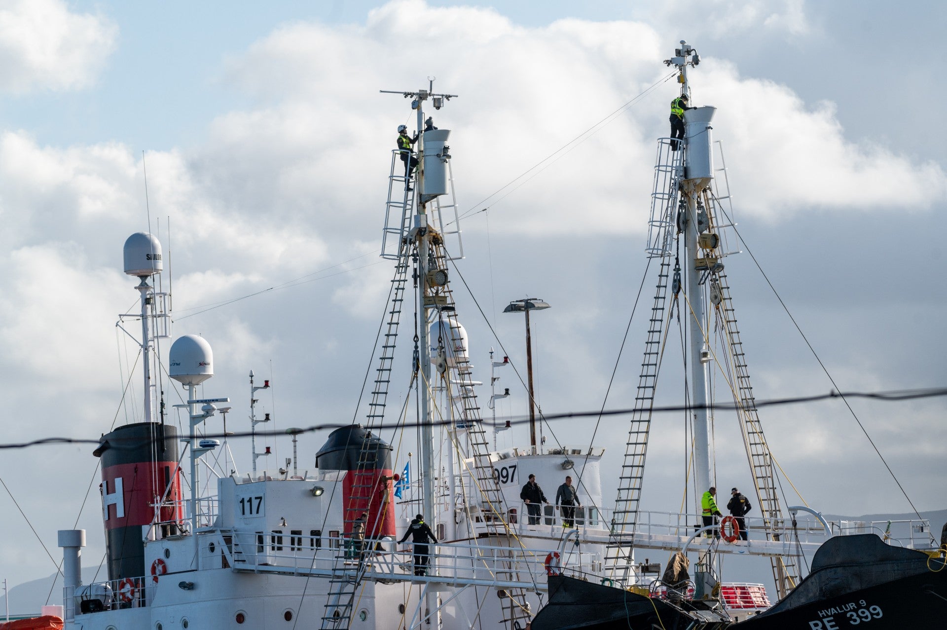Elyssia Phillips and Anahita Babaei remained on top of the boat masts for 33 hours